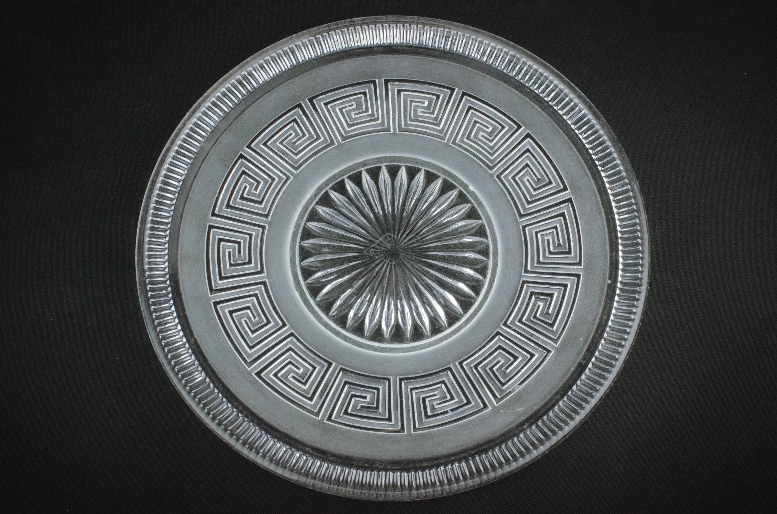 Neo-Classical Crystal Serving — Glass serving dish 1