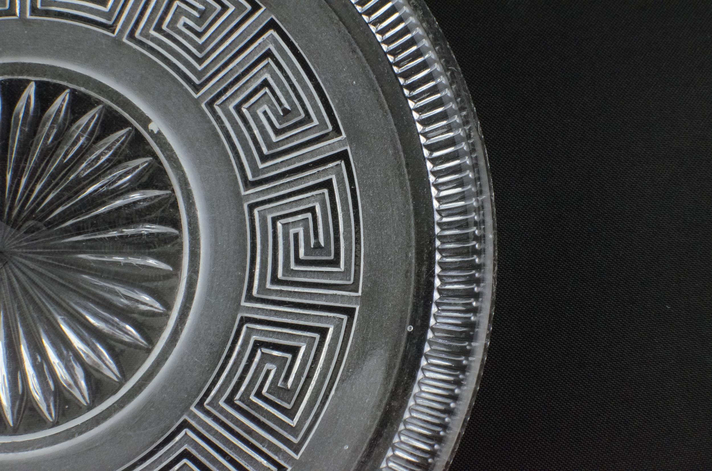 Neo-Classical Crystal Serving — Glass serving dish 2