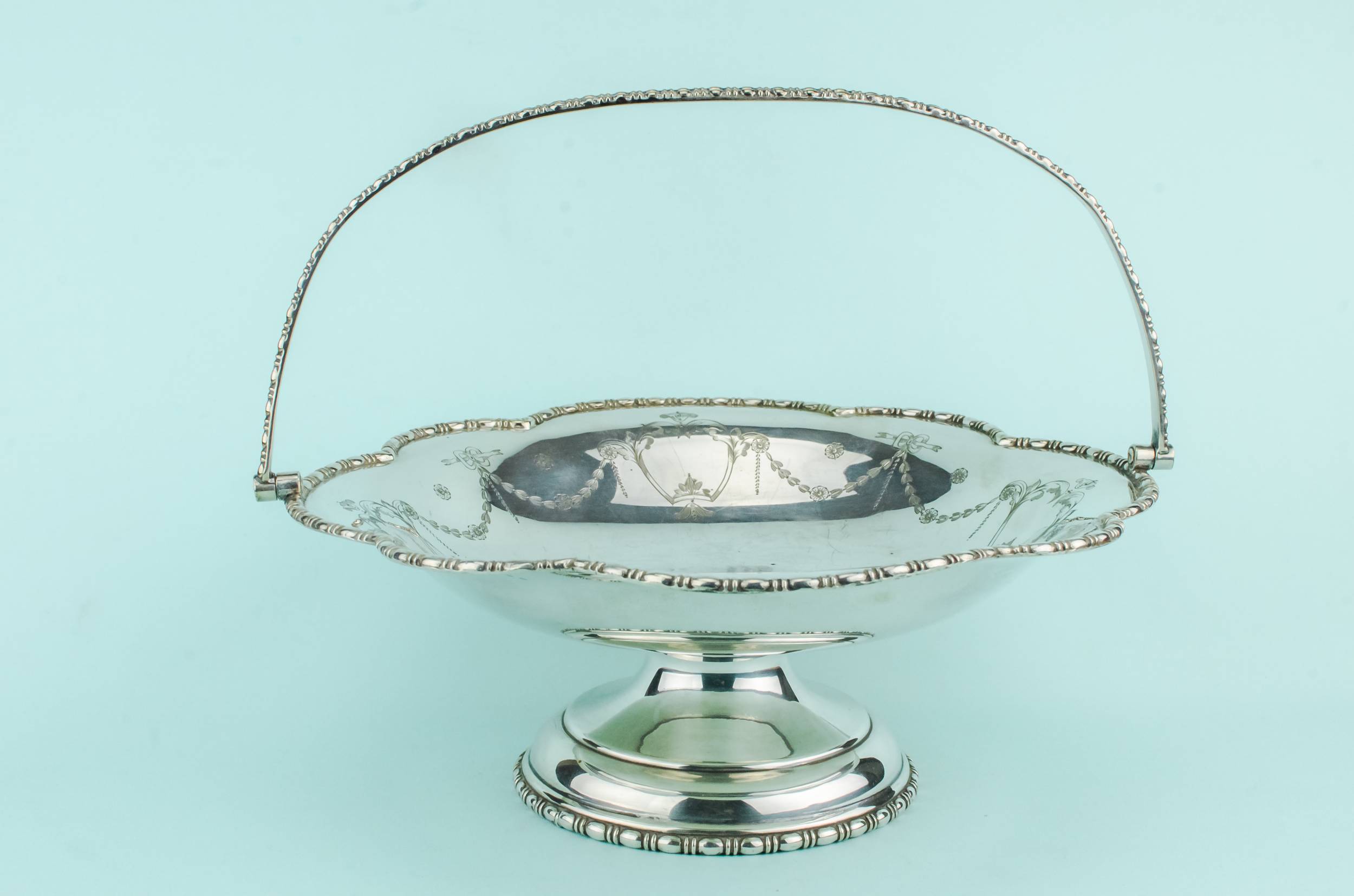 Antique Neo-Classical Floral — Neo-Classical serving bowl 3