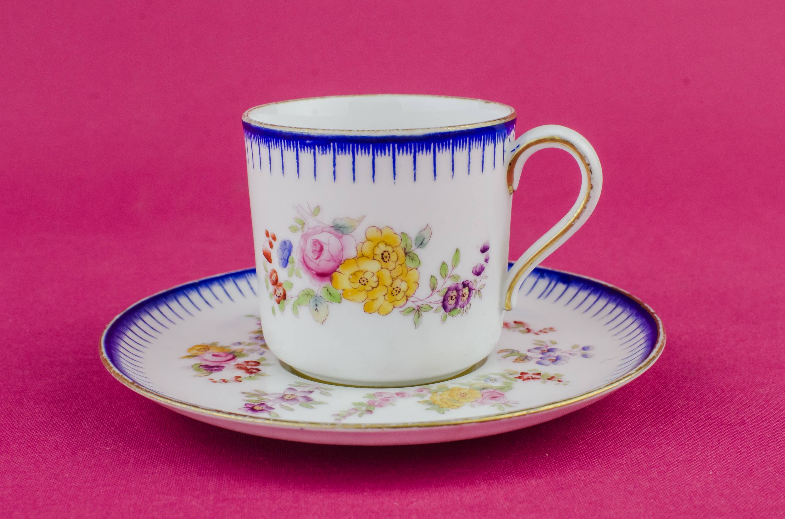 Elegant Edwardian Floral — Bone china Copeland coffee cup
