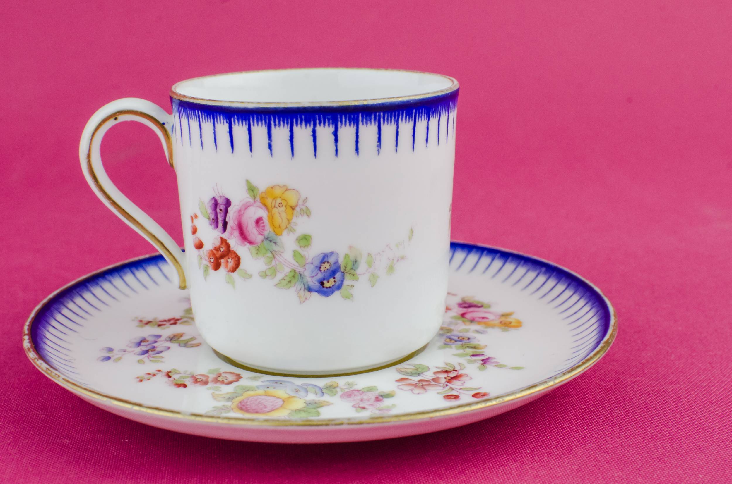Elegant Edwardian Floral — Bone china Copeland coffee cup 1
