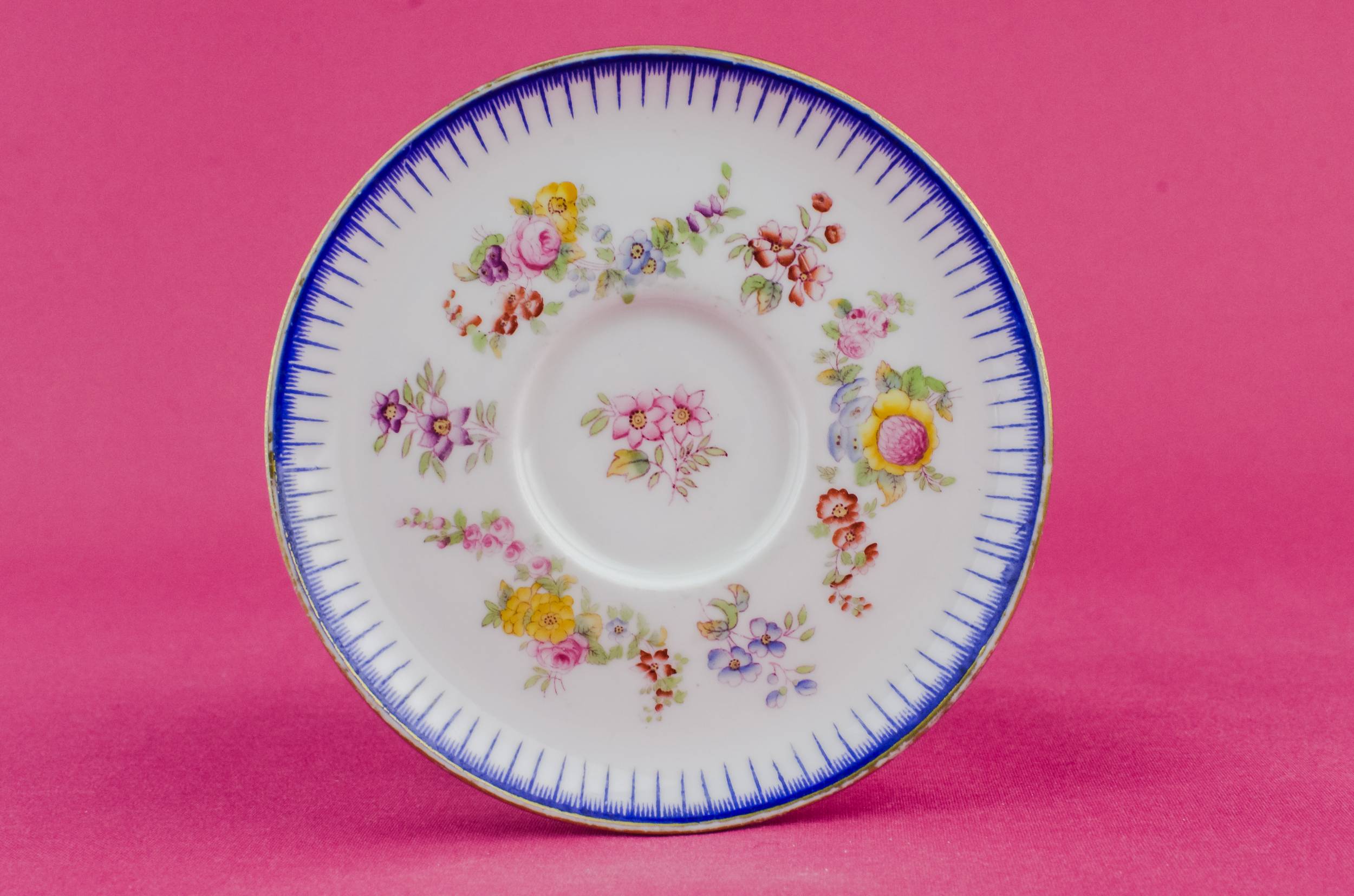 Elegant Edwardian Floral — Bone china Copeland coffee cup 3