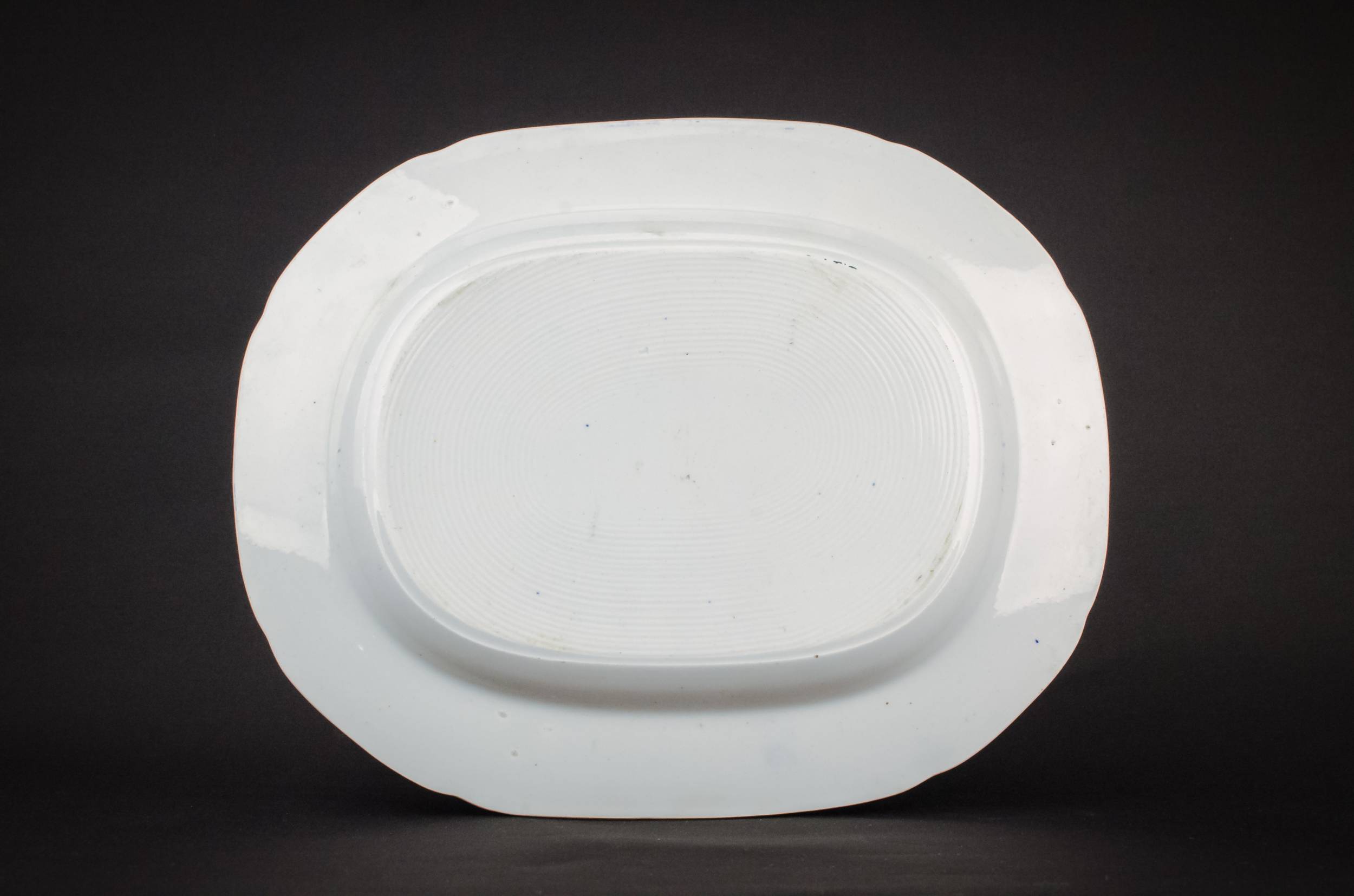 Blue Retro Porcelain — Blue and white platter 3