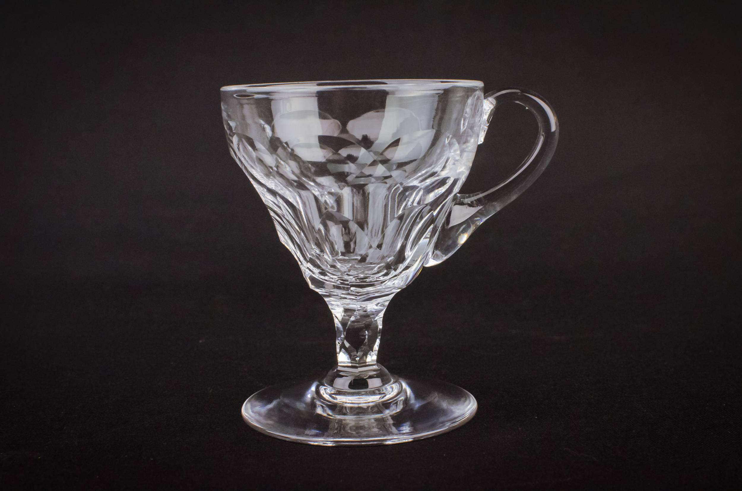 Crystal Medium Sherry — Medium punch glass
