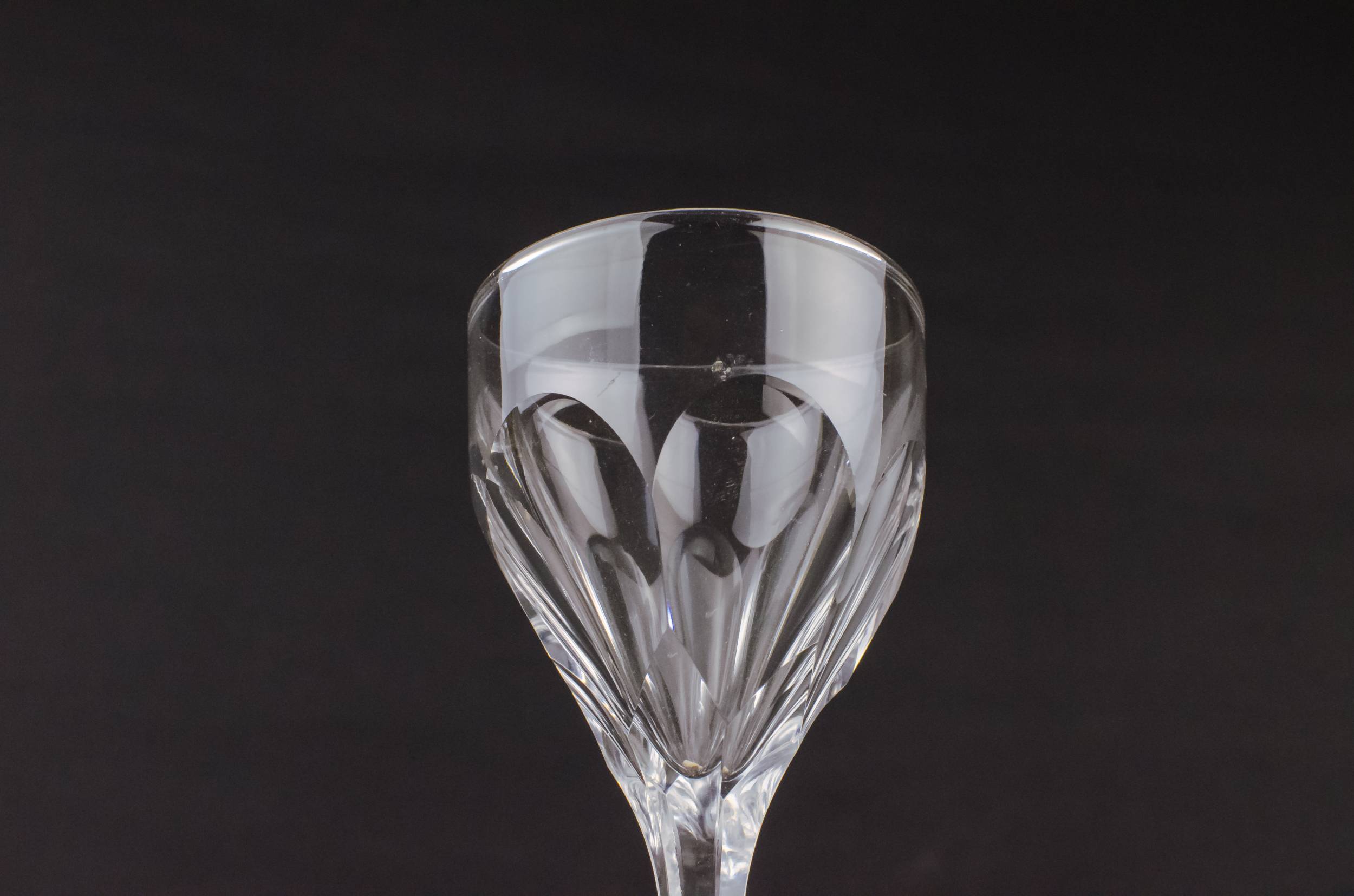 Victorian Antique Large — 2 cut glass port glasses 3