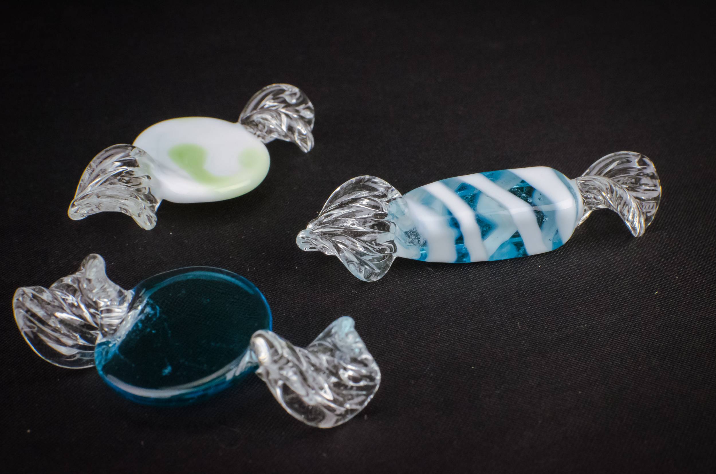 Elegant Vintage Glass — Modernist glass bowl 1