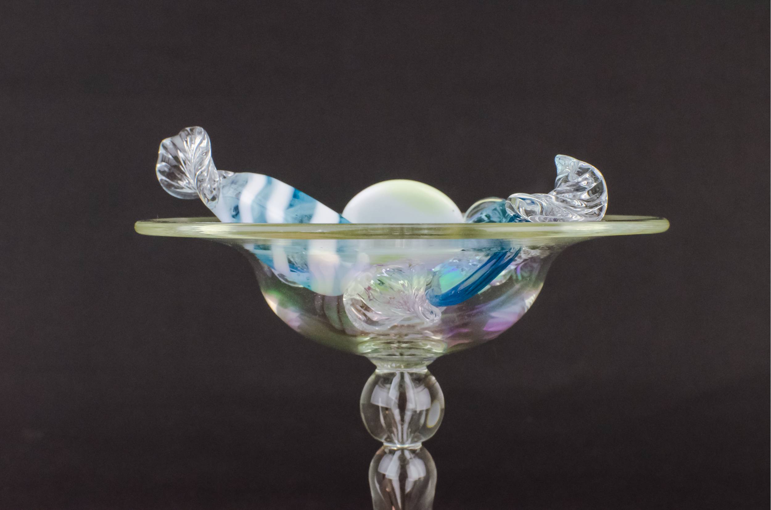 Elegant Vintage Glass — Modernist glass bowl 3
