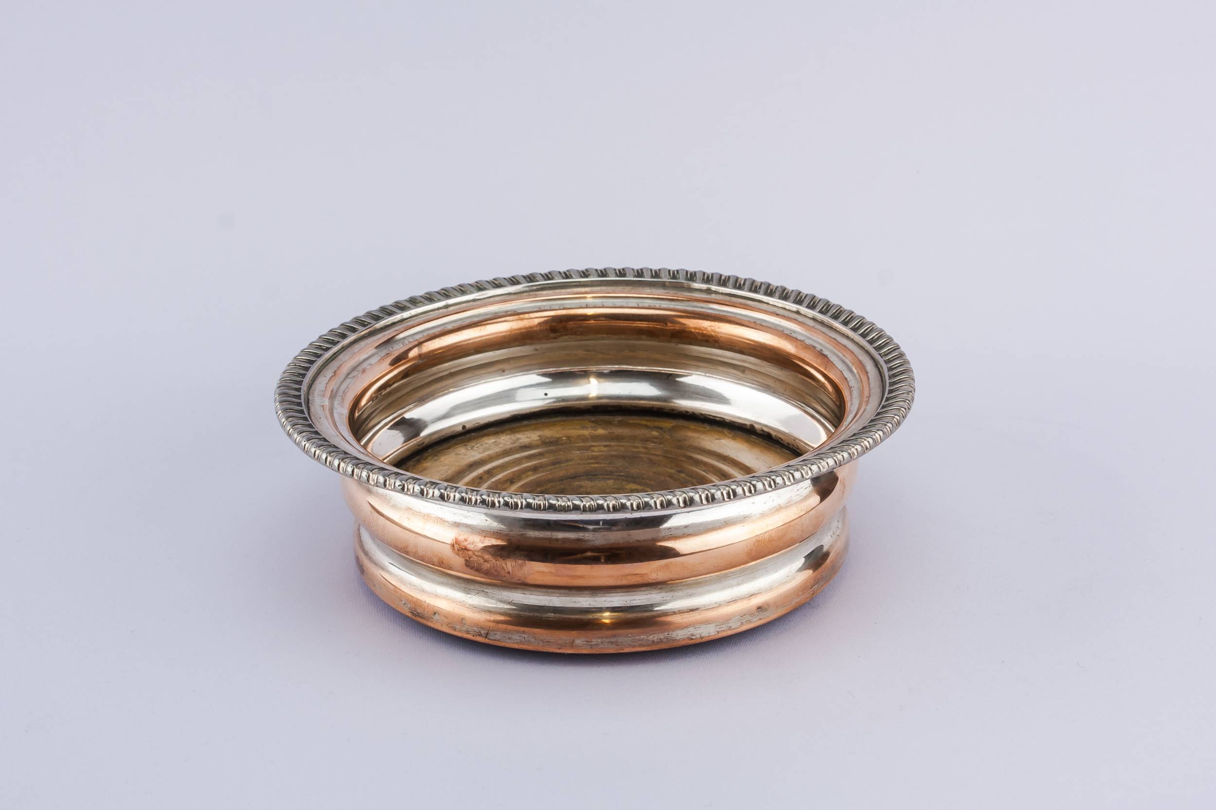 Classical Silver Plated — Wine bottle coaster