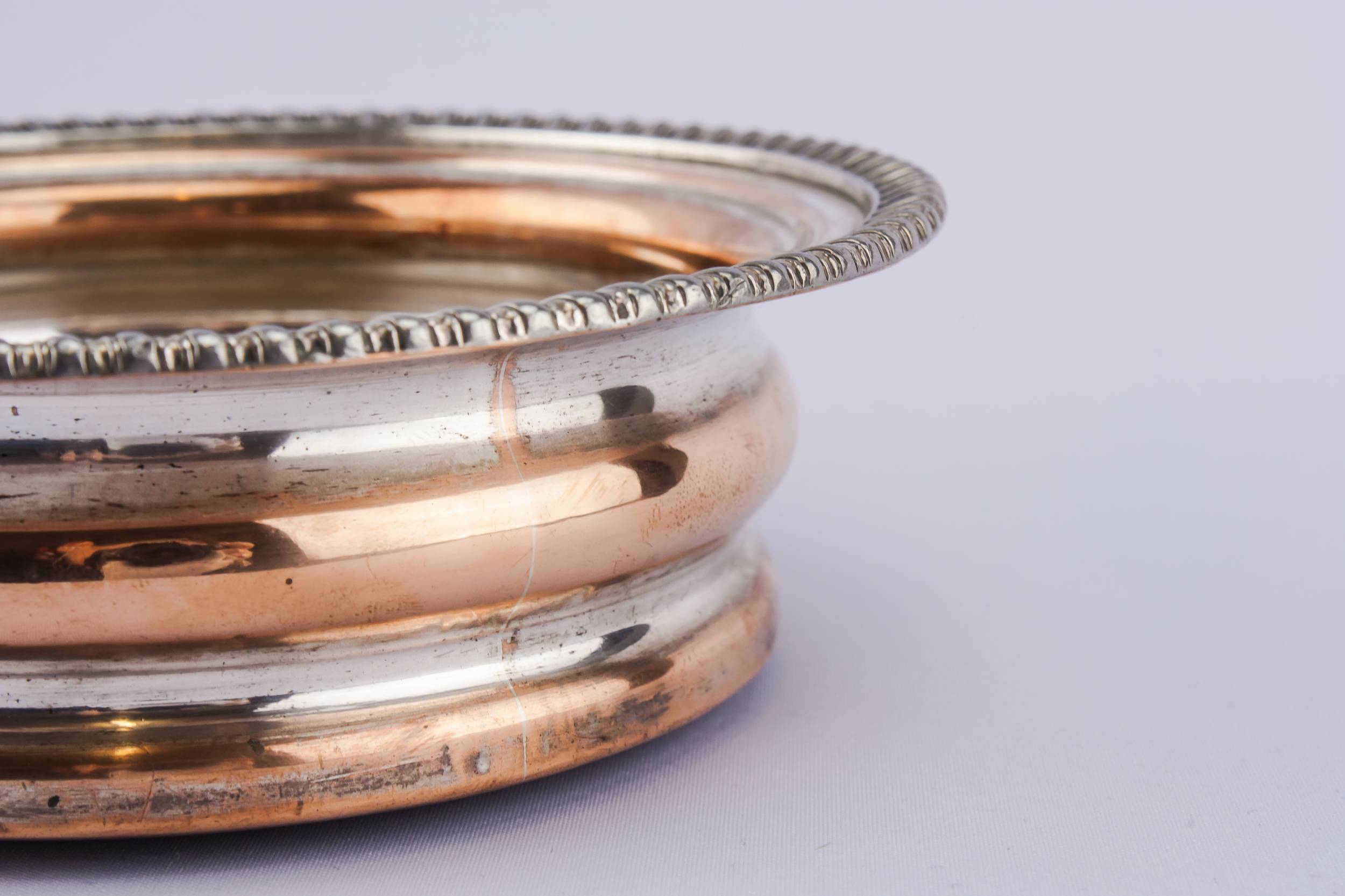 Classical Silver Plated — Wine bottle coaster 2