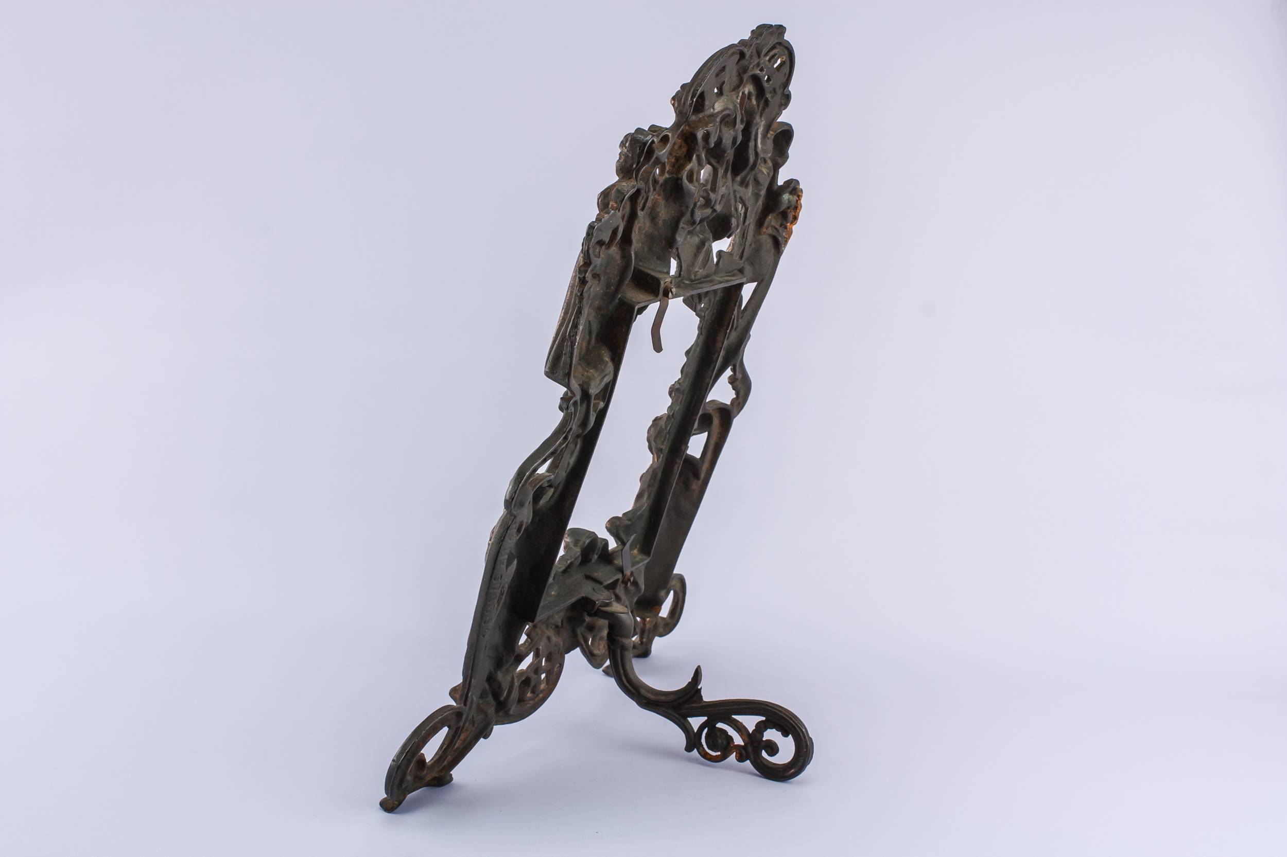Cast Iron Antique — Cast iron picture frame 2