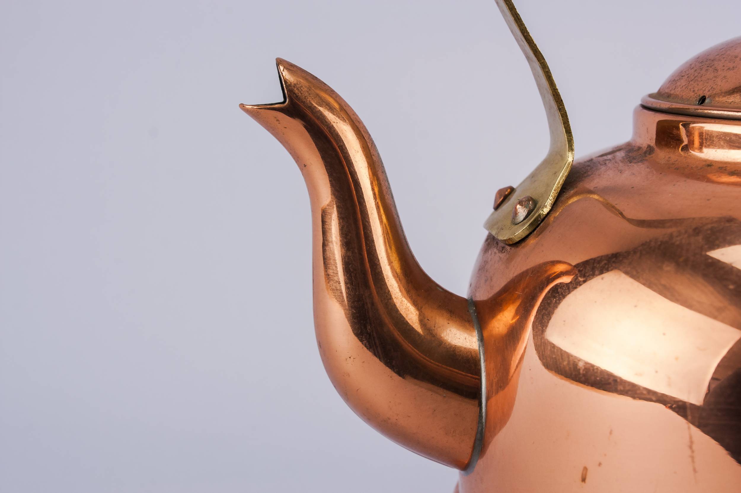 Copper Vintage KETTLE — Medium copper kettle 2