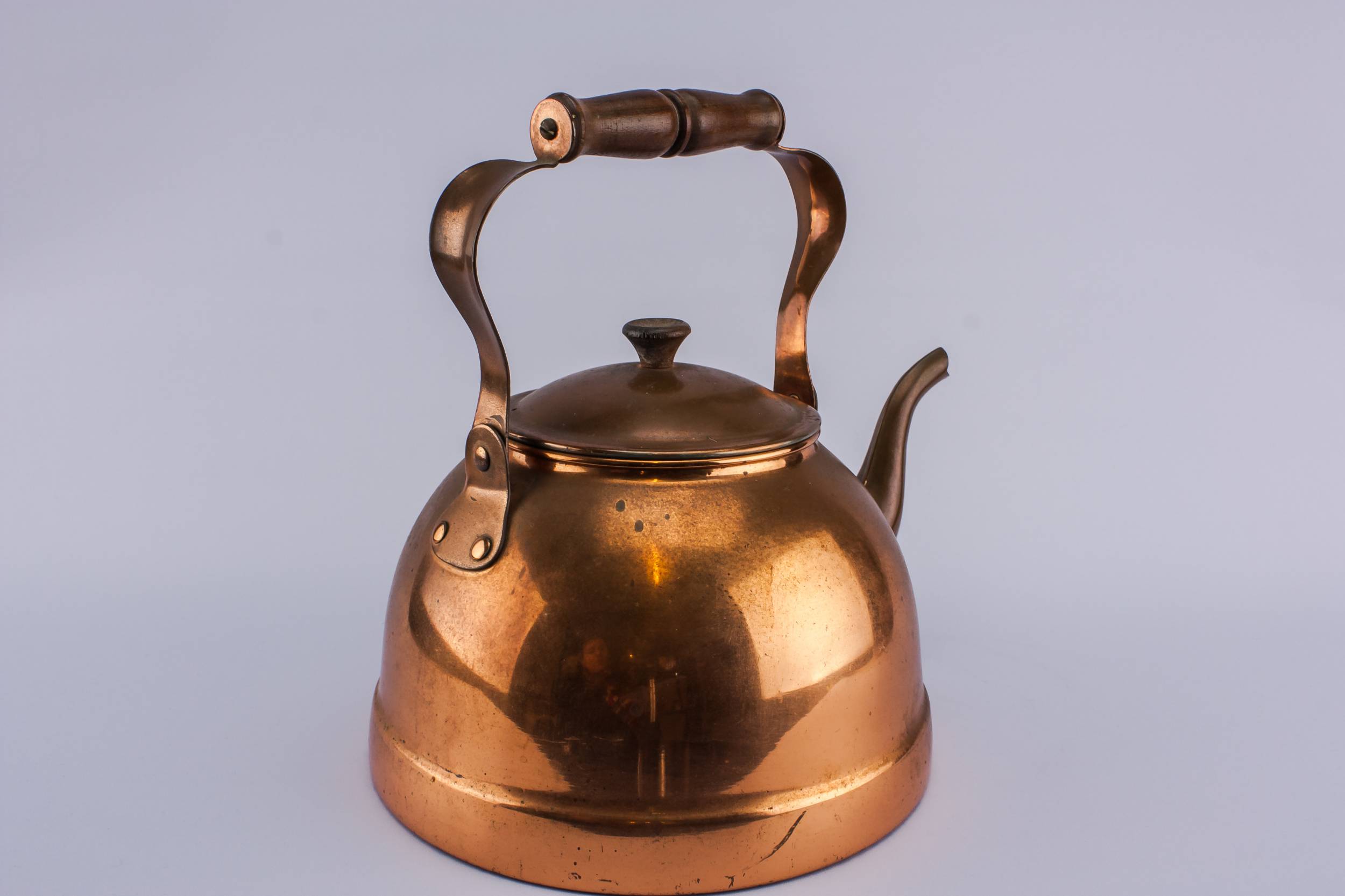 Rustic Vintage Copper — Copper retro kettle 1