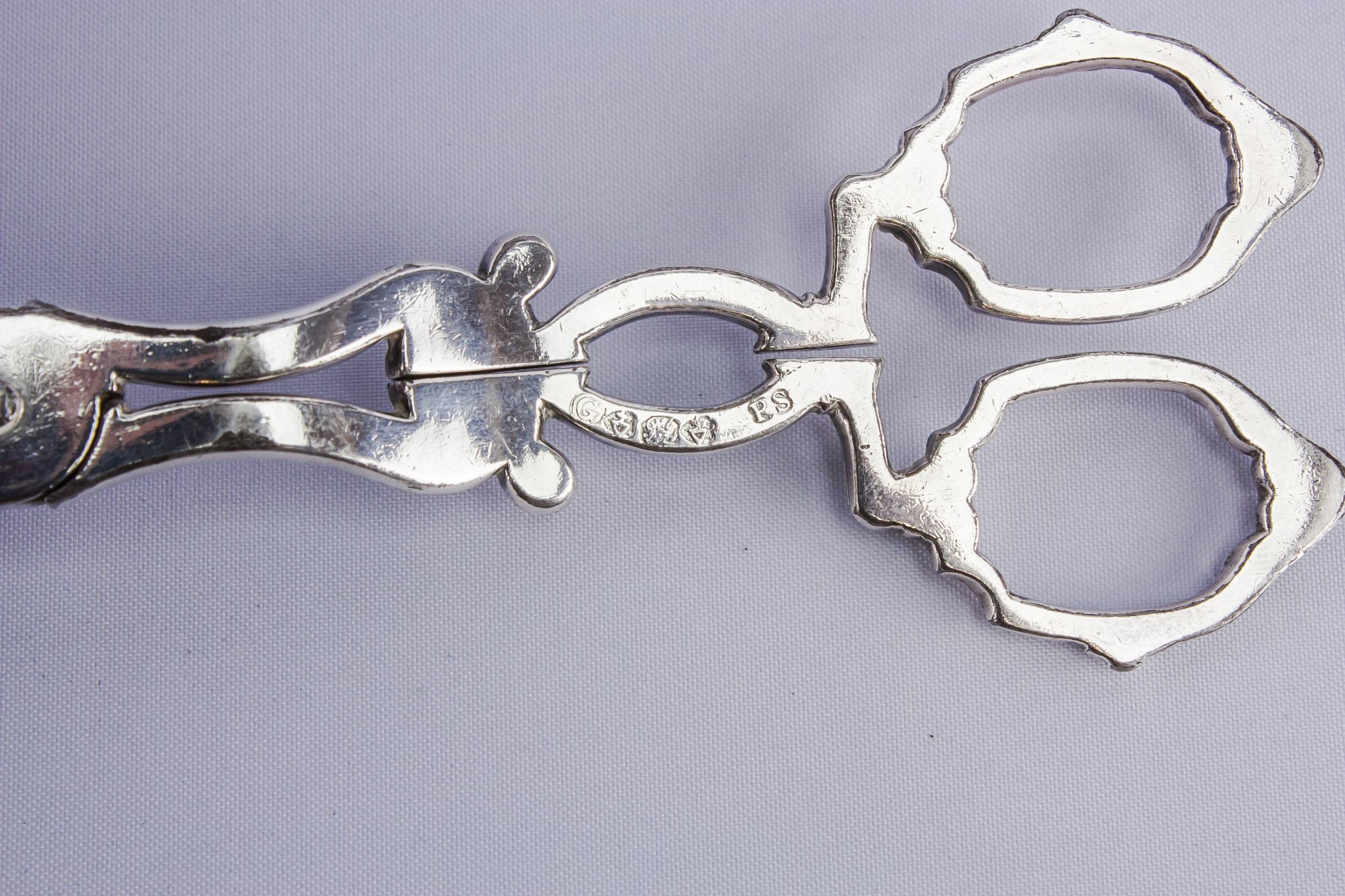 Antique Beautiful Cutlery — Medium grape shears 3