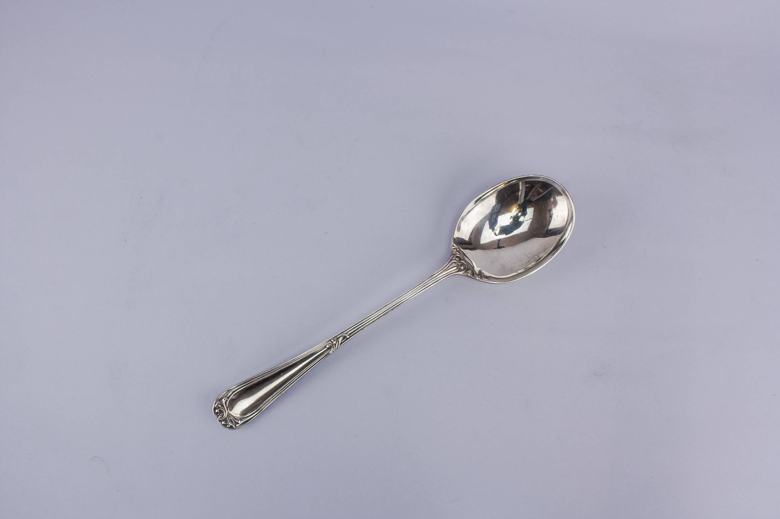 Classical Art Nouveau — 6 silver plated spoons