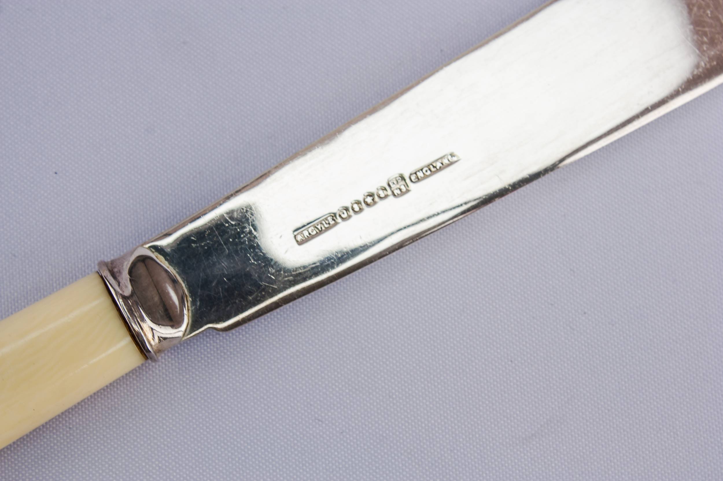 Cutlery set for eight 3