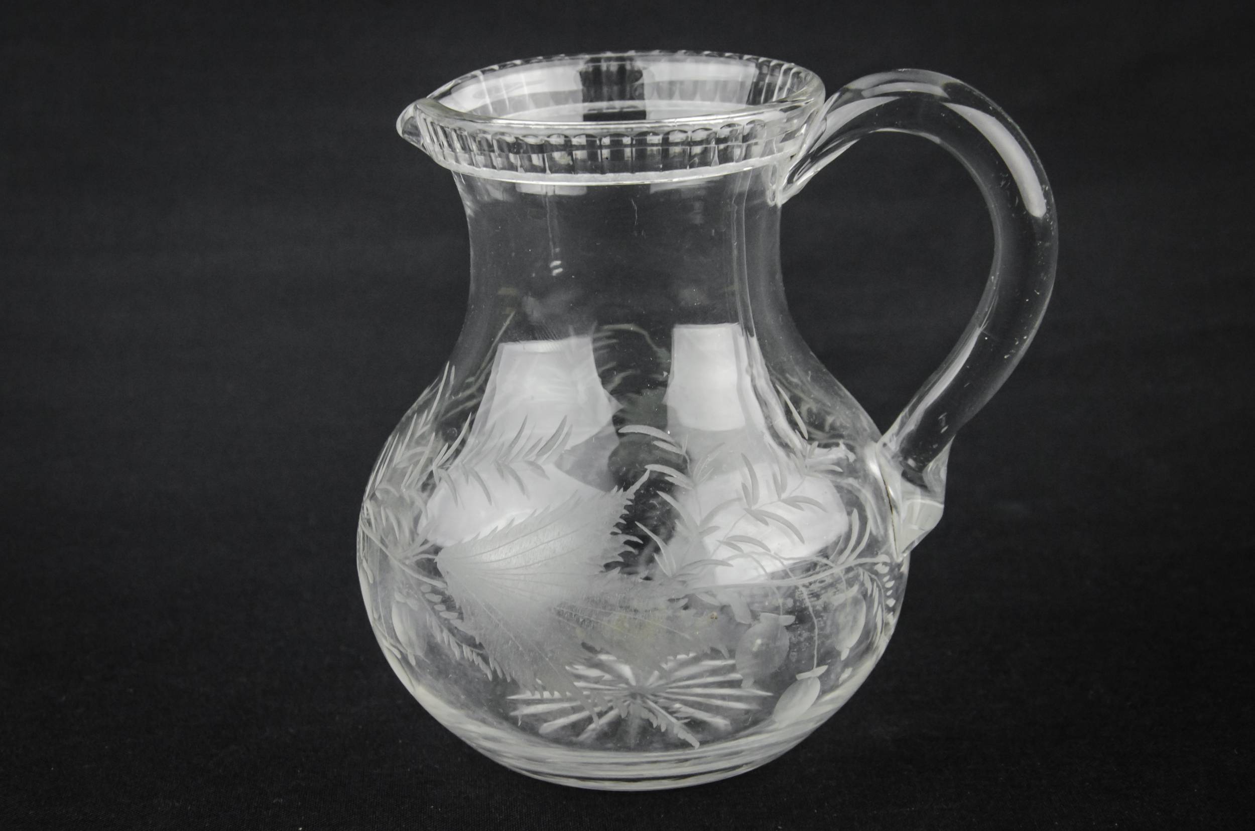 Victorian Striking JUG — Crystal glass jug 1