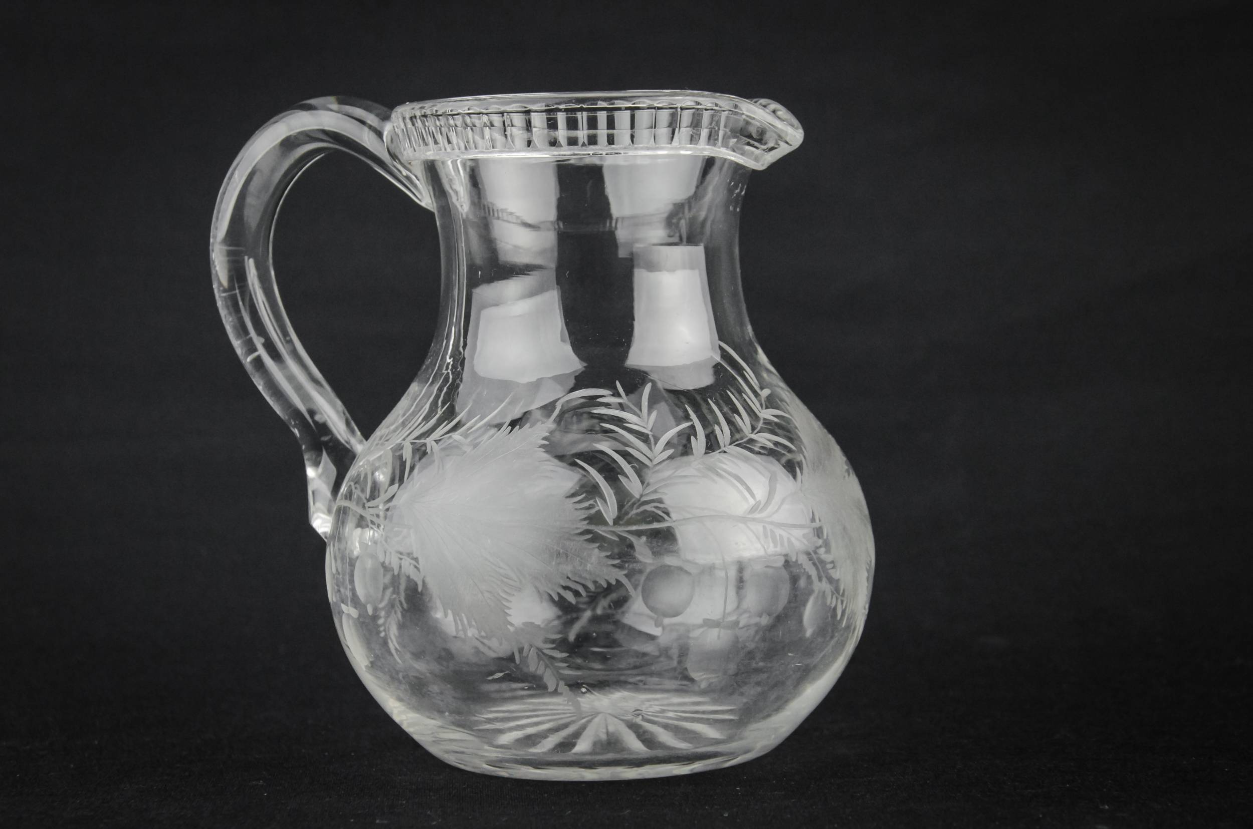 Victorian Striking JUG — Crystal glass jug 5