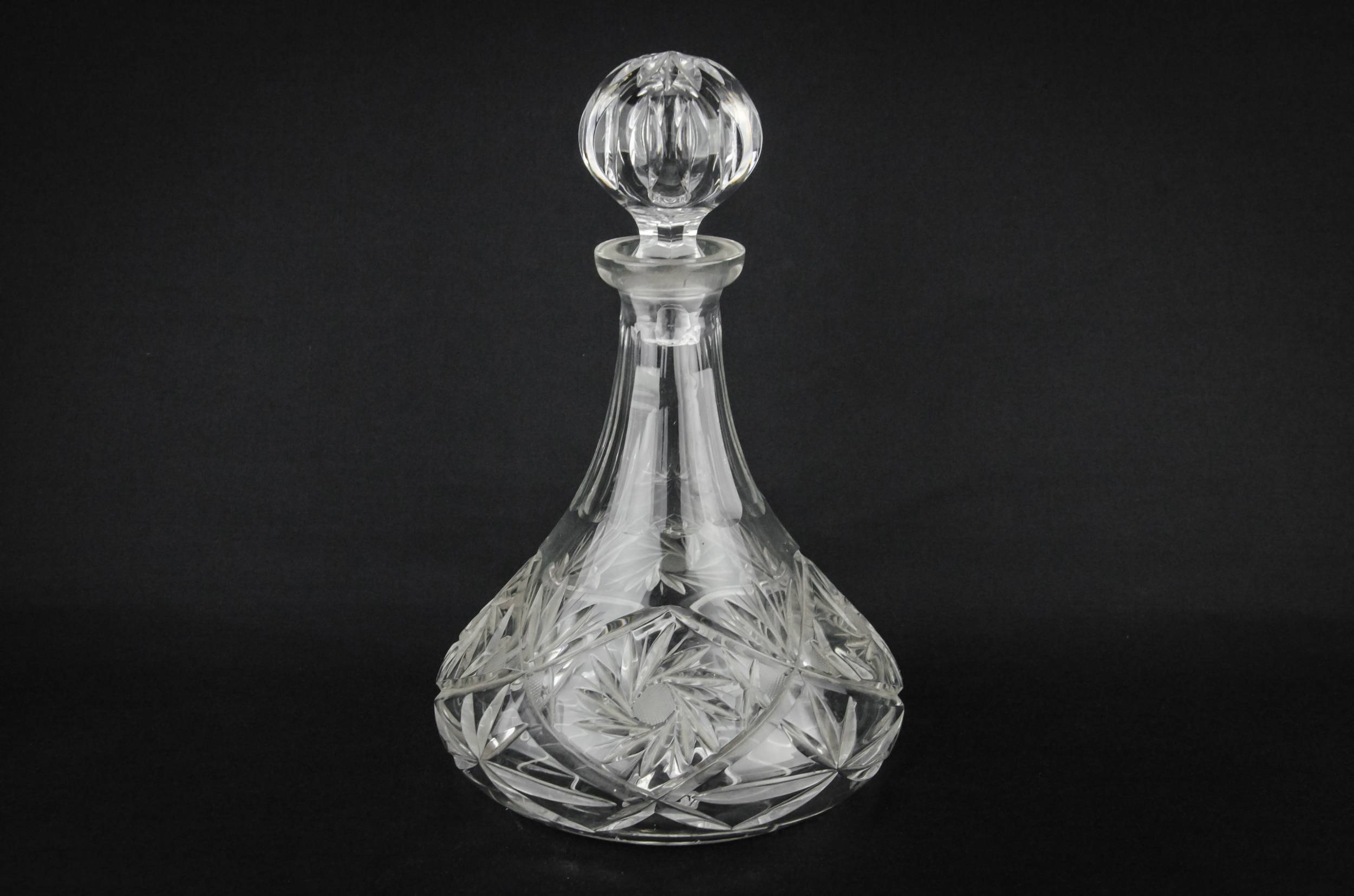 Pyramid Vintage Sherry — Cut glass sherry ship decanter 2