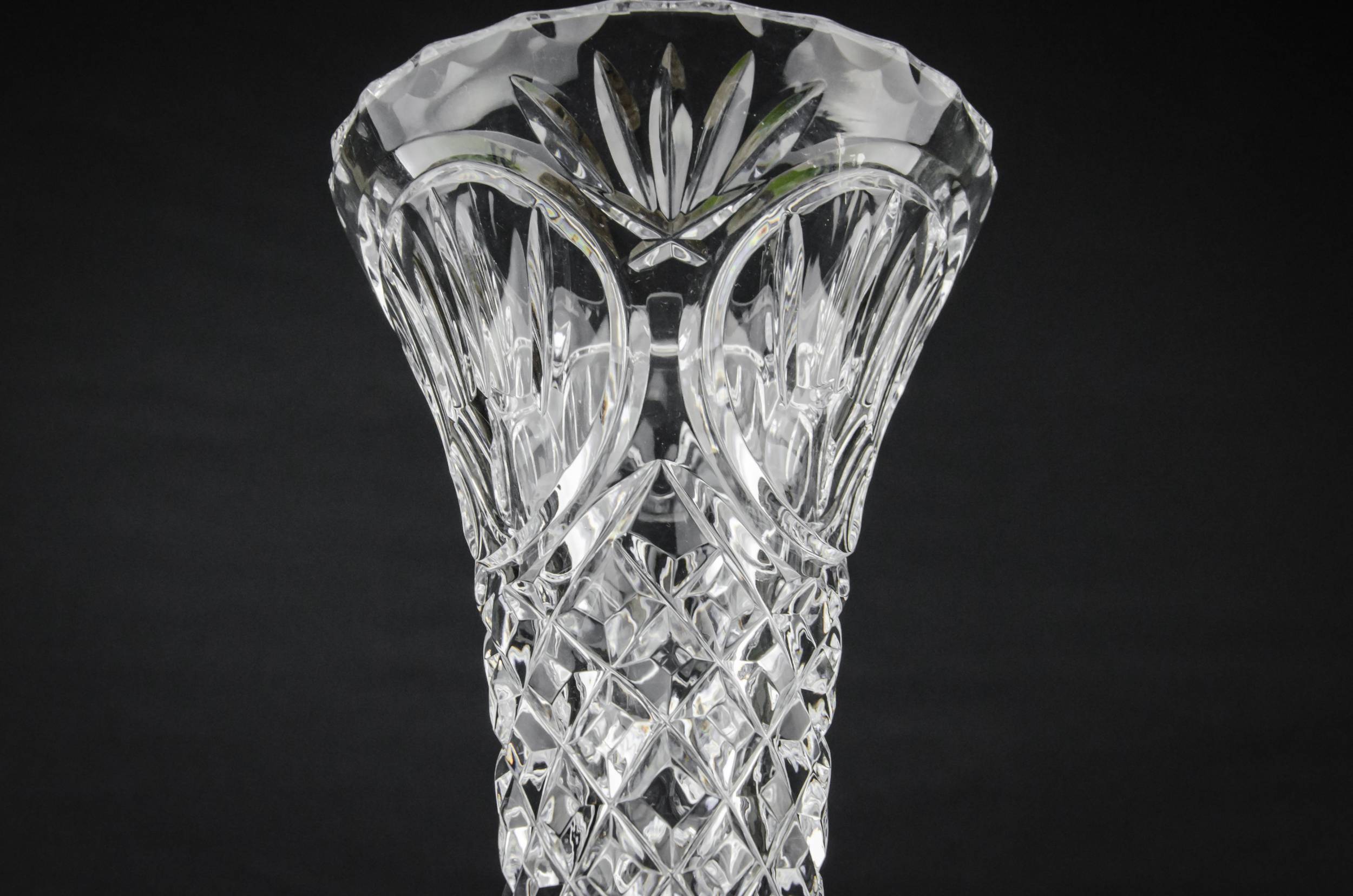 Vintage Glass Diamond — Glass Modernist vase 2