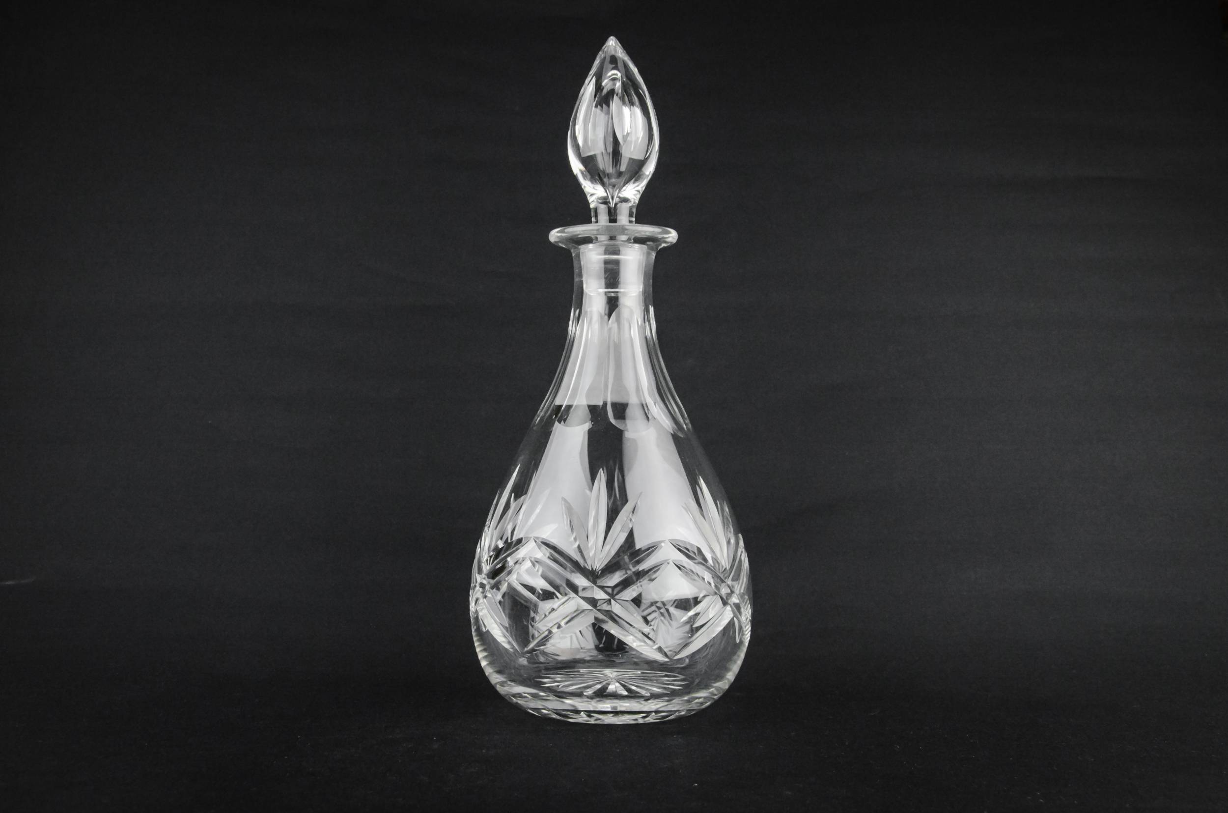 Vintage Retro DECANTER — Wine cut glass decanter 2