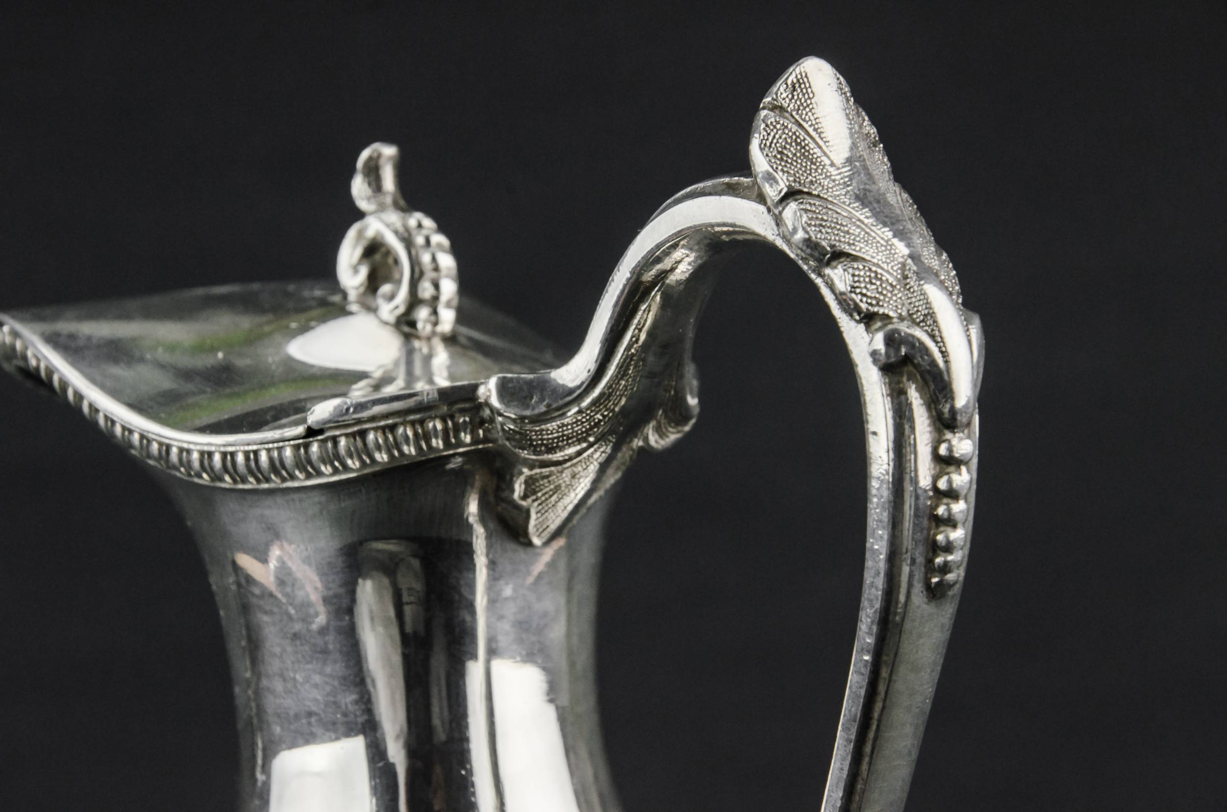 Charming Silver Plated — Silver plated metal water jug 3