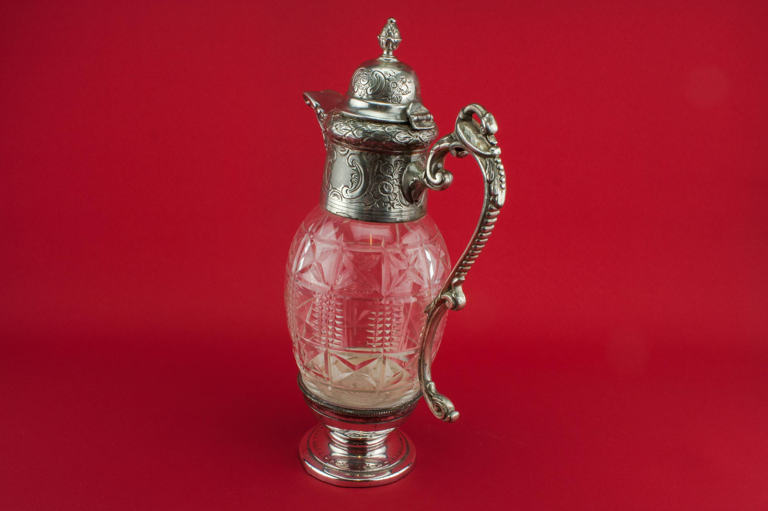 Antique Ovoid Wine — Lee & Wigfull wine carafe 3