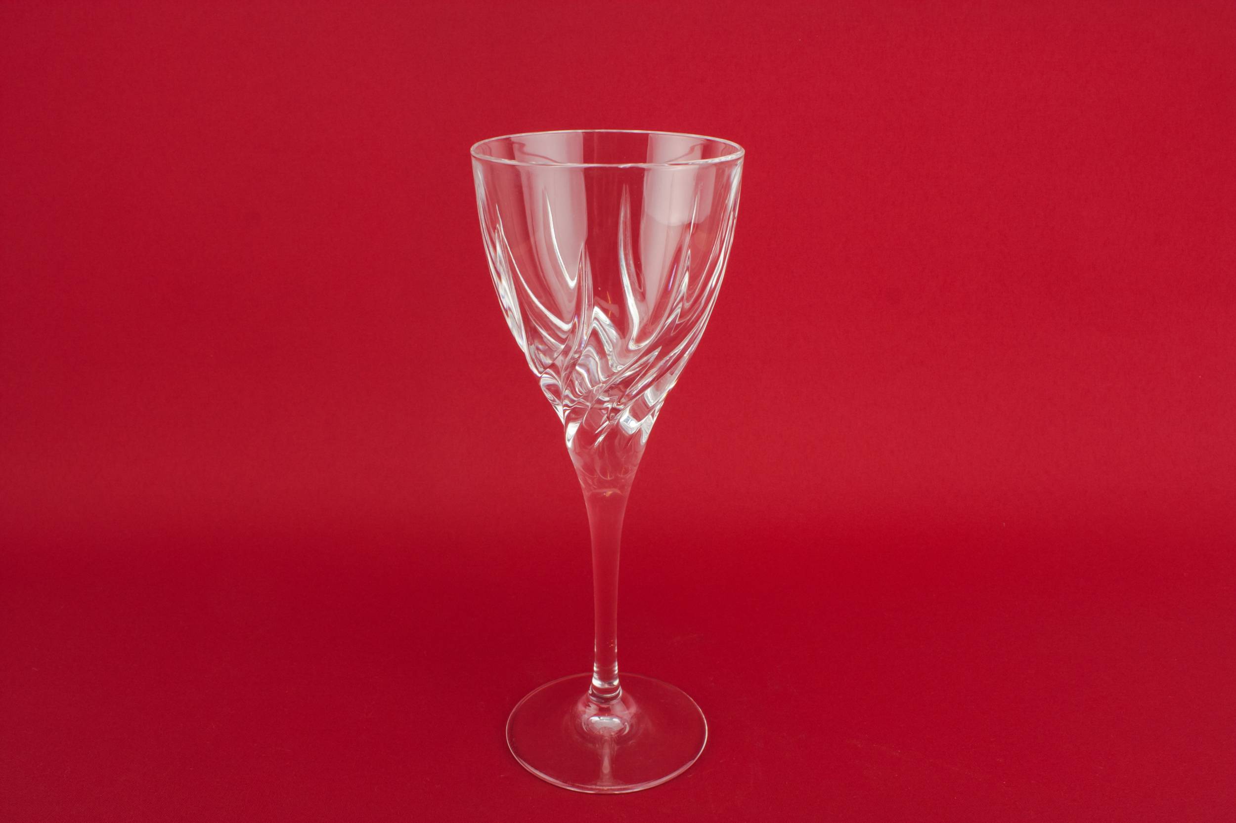 Crystal Modernist Dessert — 4 crystal wine glasses