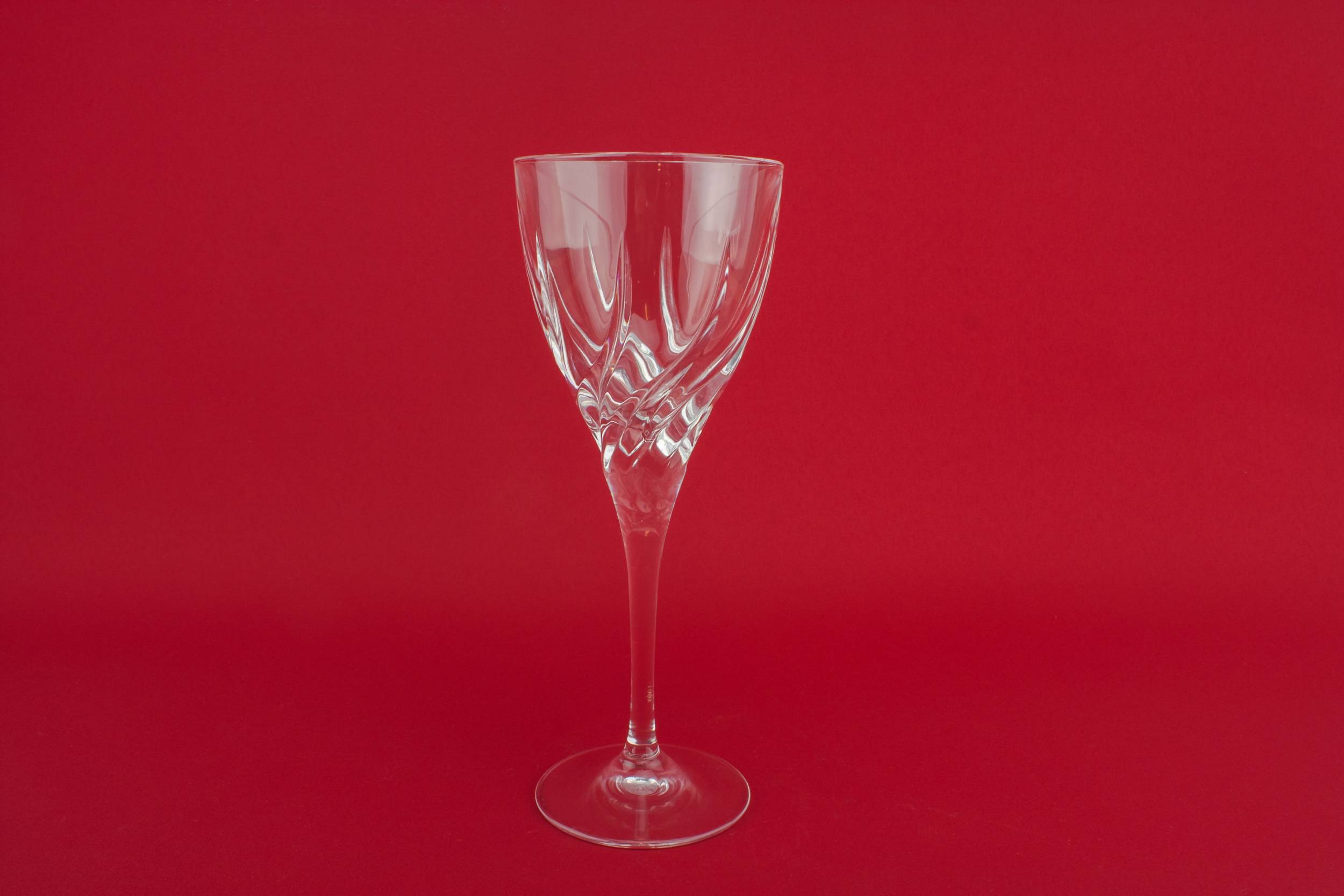 Crystal Modernist Dessert — 4 crystal wine glasses 2