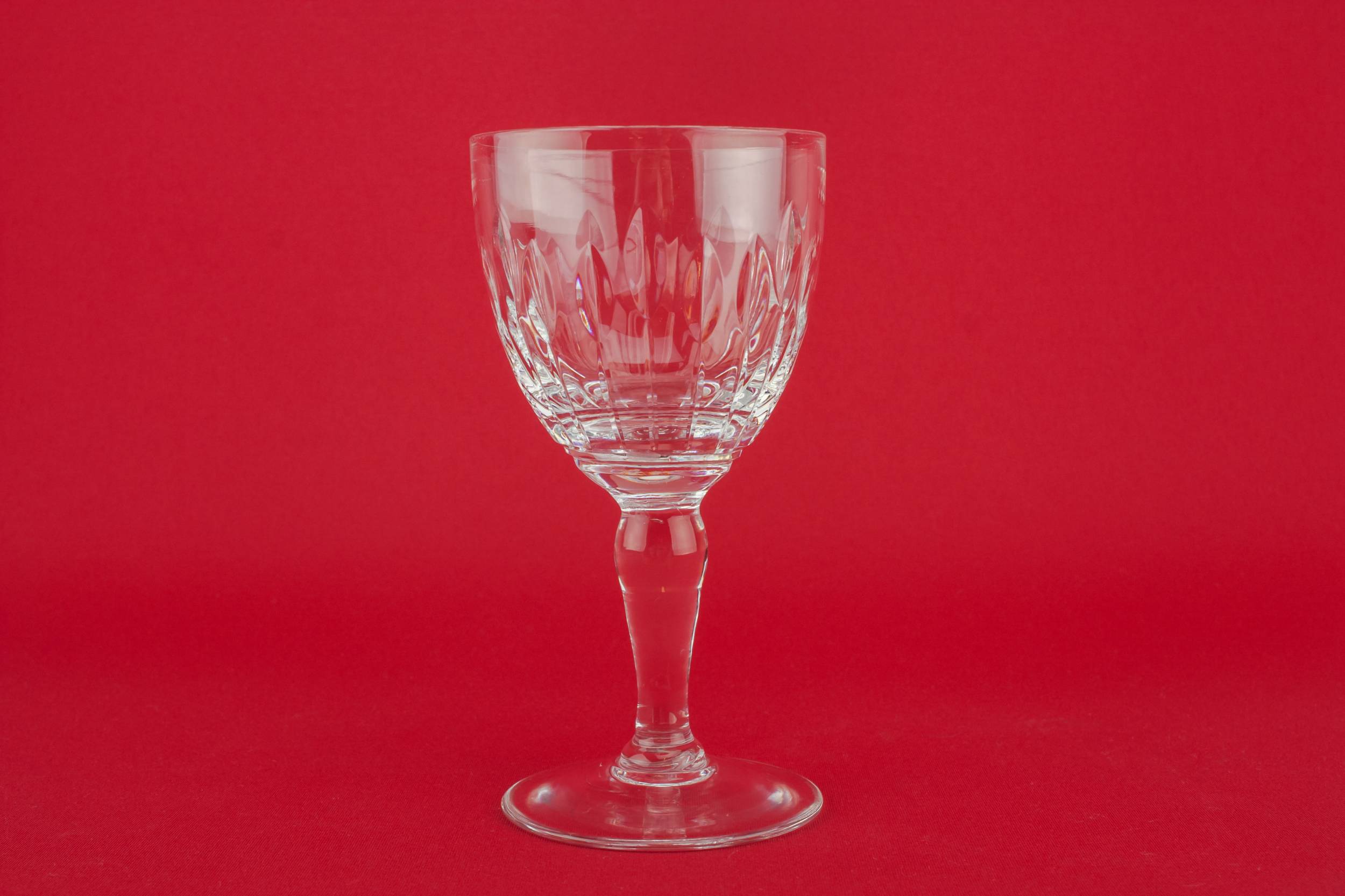 Modernist Cut Dessert — Stem wine glass 2