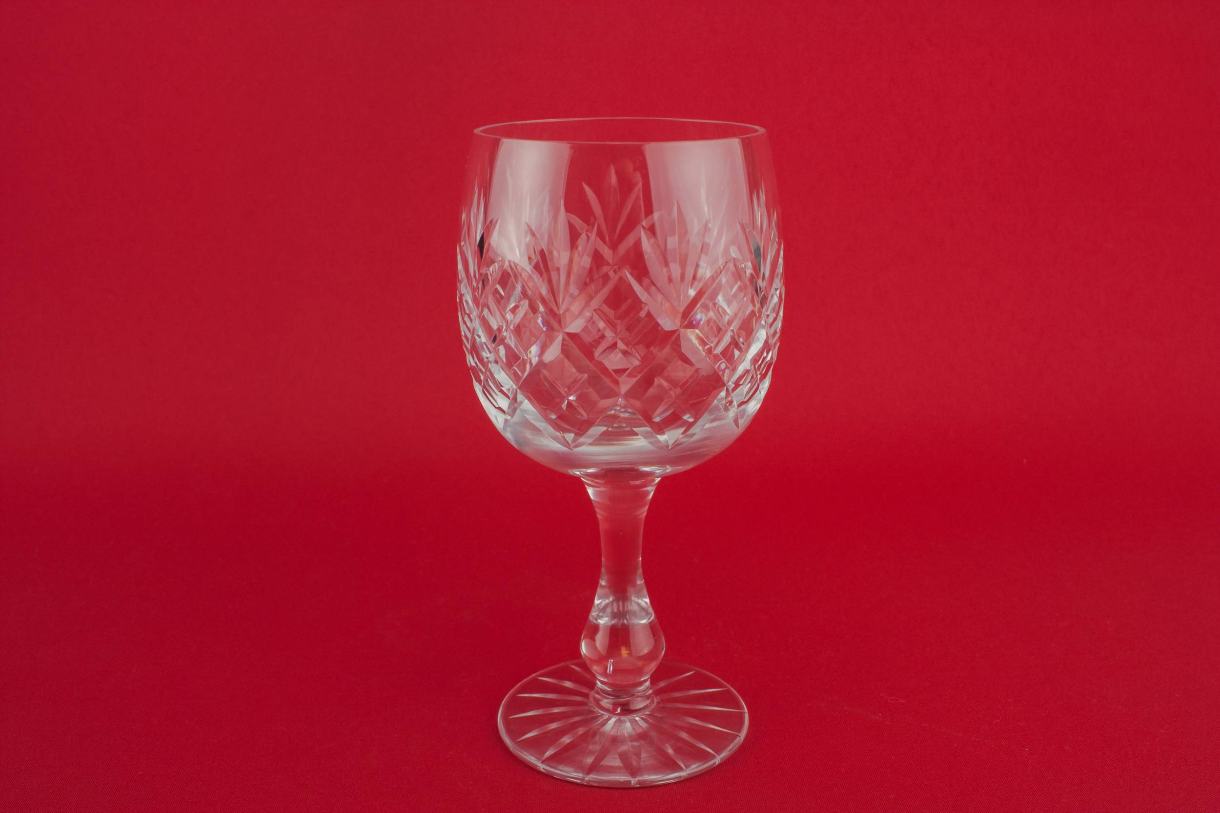 Vintage Elegant Crosshatch — 6 crystal wine glasses