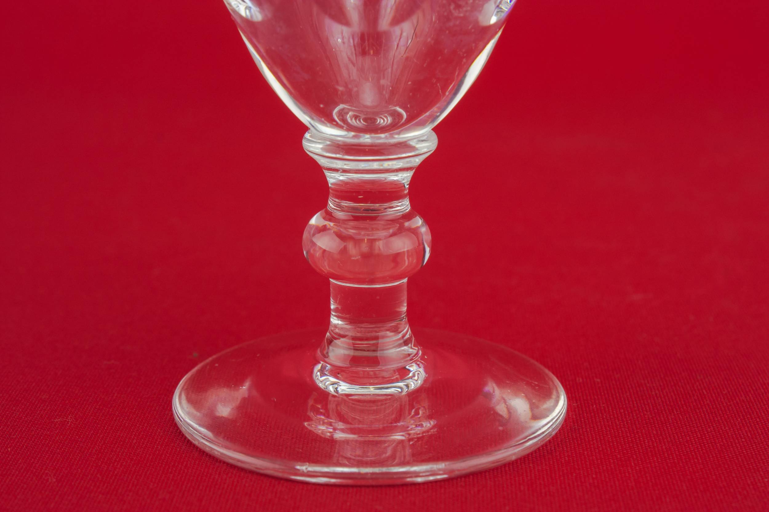 Crystal Cut Crosshatch — 6 stem port glasses 2