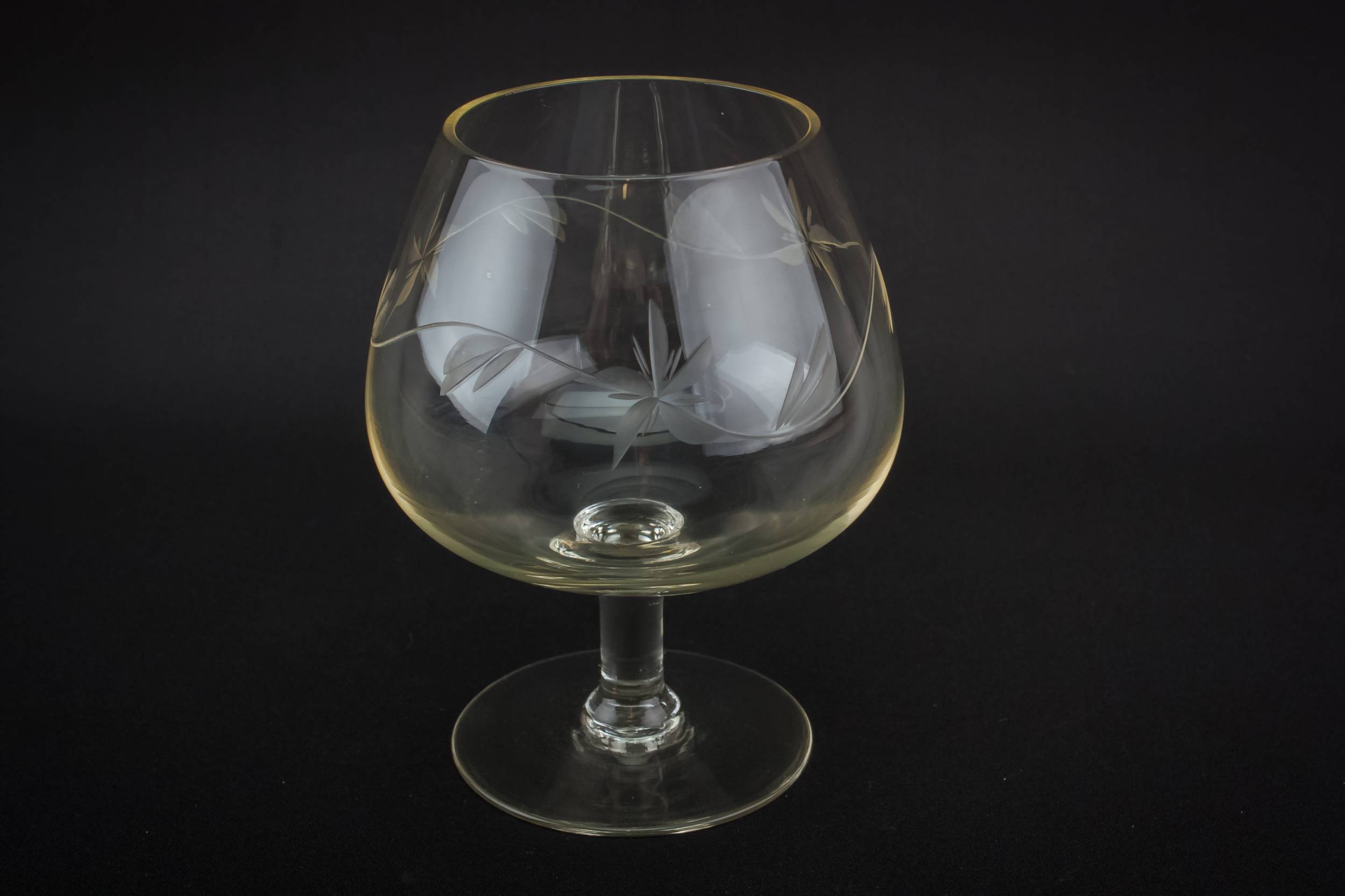Cut Retro Floral — 6 engraved whisky glasses