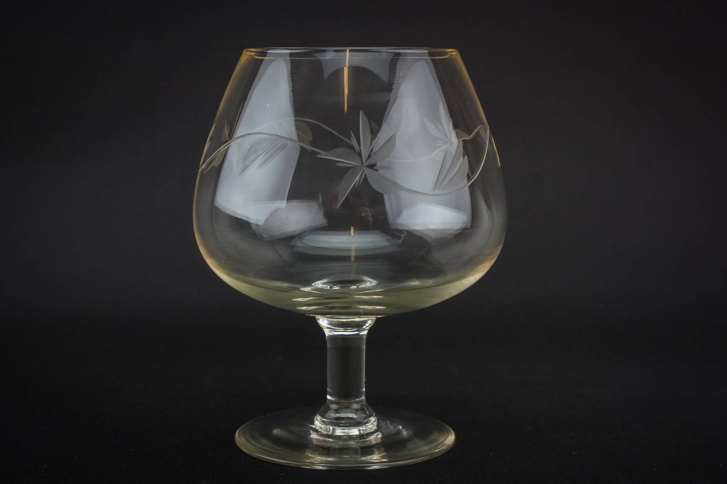 Cut Retro Floral — 6 engraved whisky glasses 1