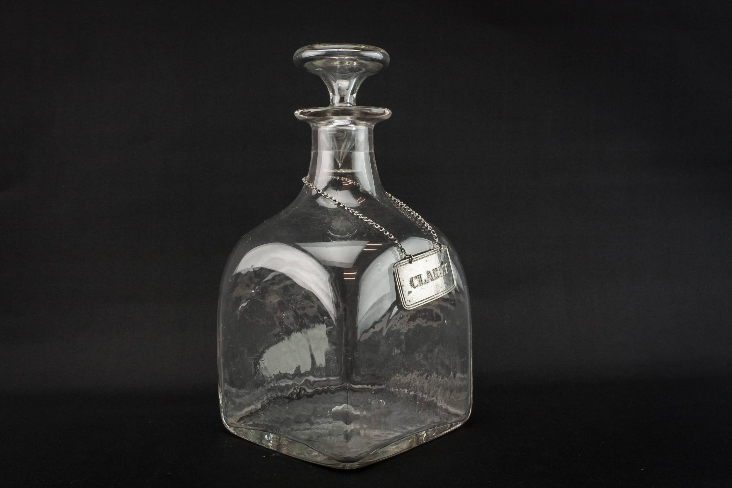 Blown Glass Vintage — Blown glass square decanter 1