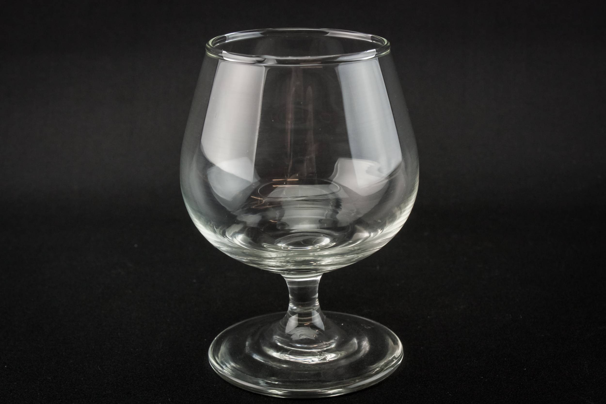 Moulded Medium 125Ml — 8 stem glass chooners