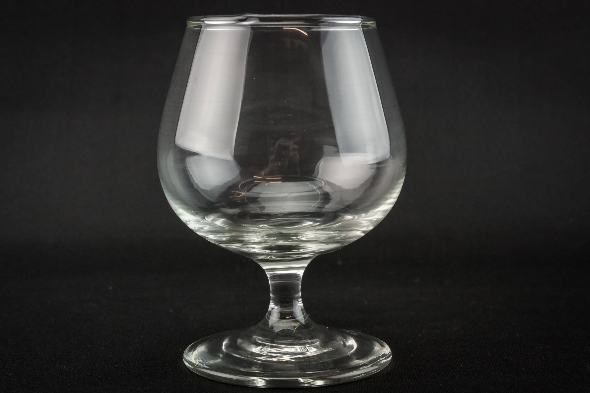 Moulded Medium 125Ml — 8 stem glass chooners 2