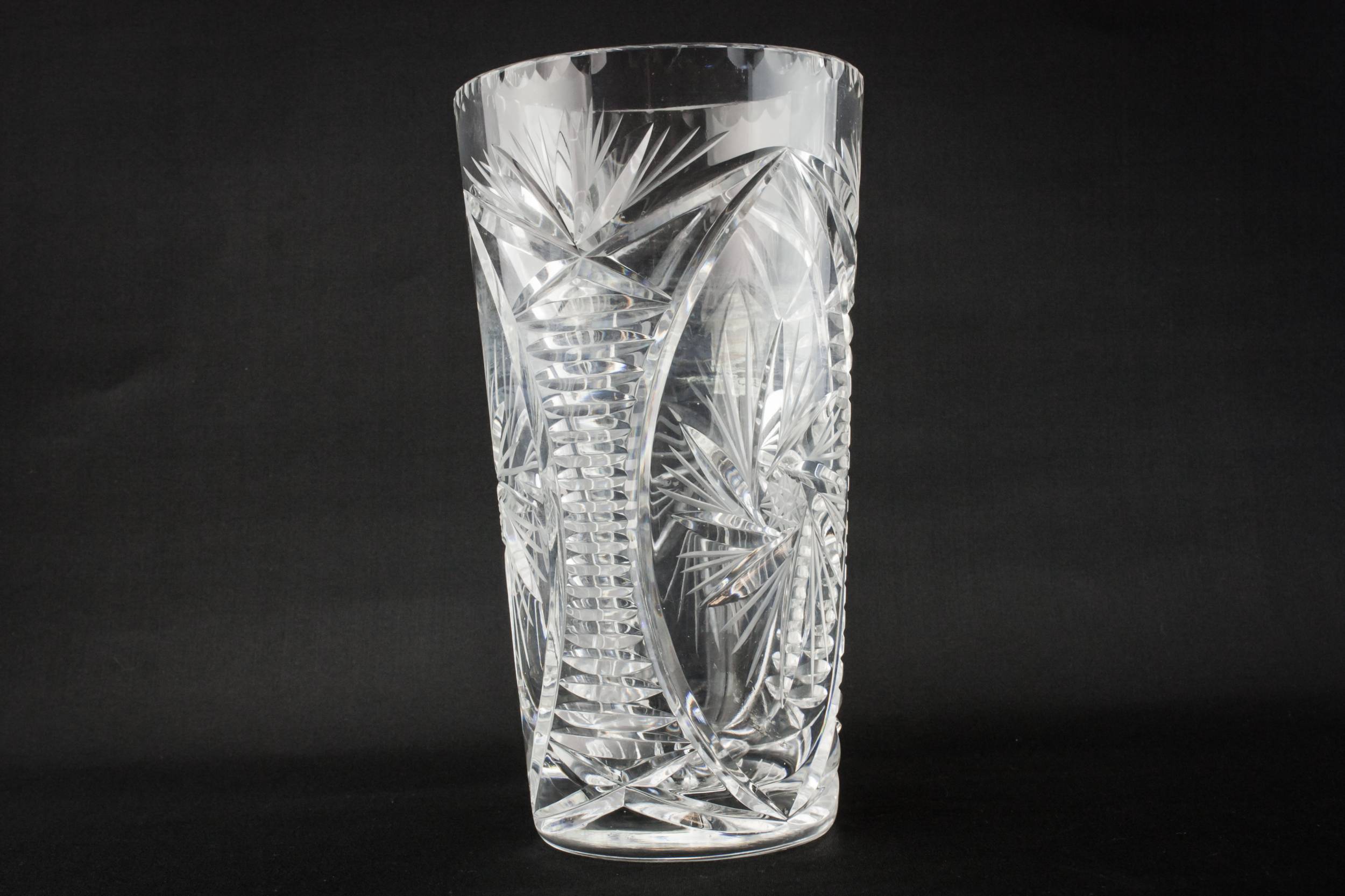 Vintage Glass Pinwheel — Medium tapered vase 2