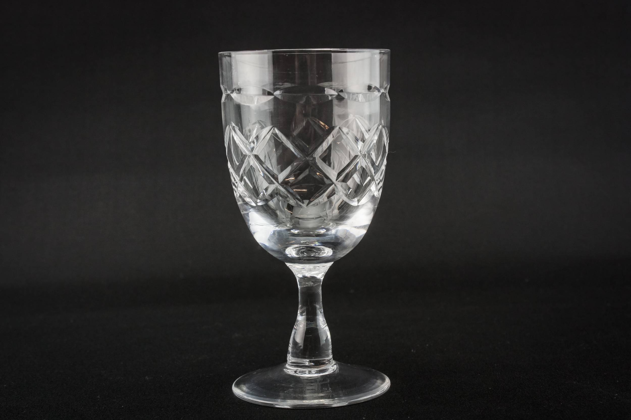 Blown Vintage Crosshatch — 5 stem port glasses 2