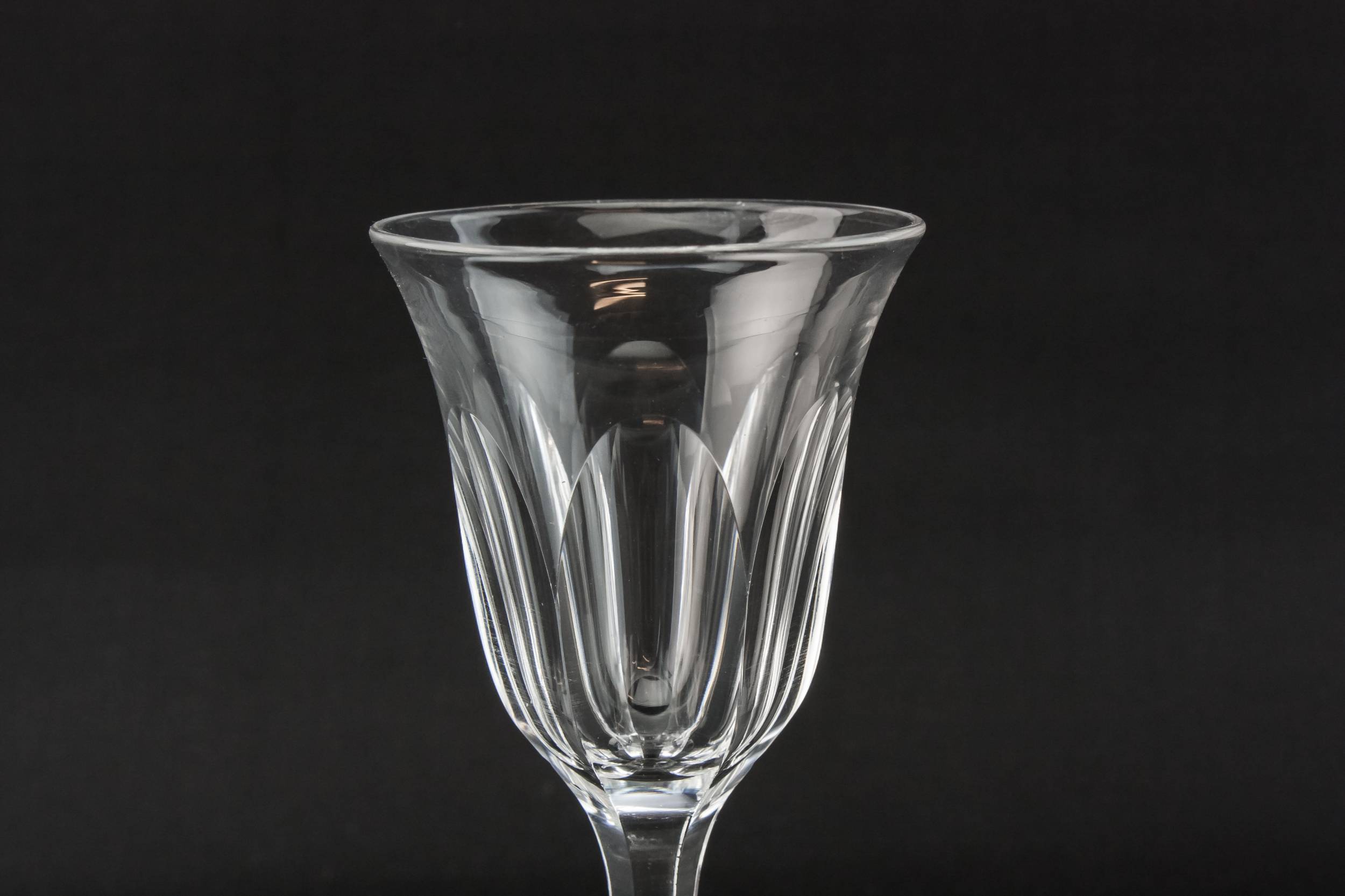 Crystal Cut Panelled — 9 large port glasses 1