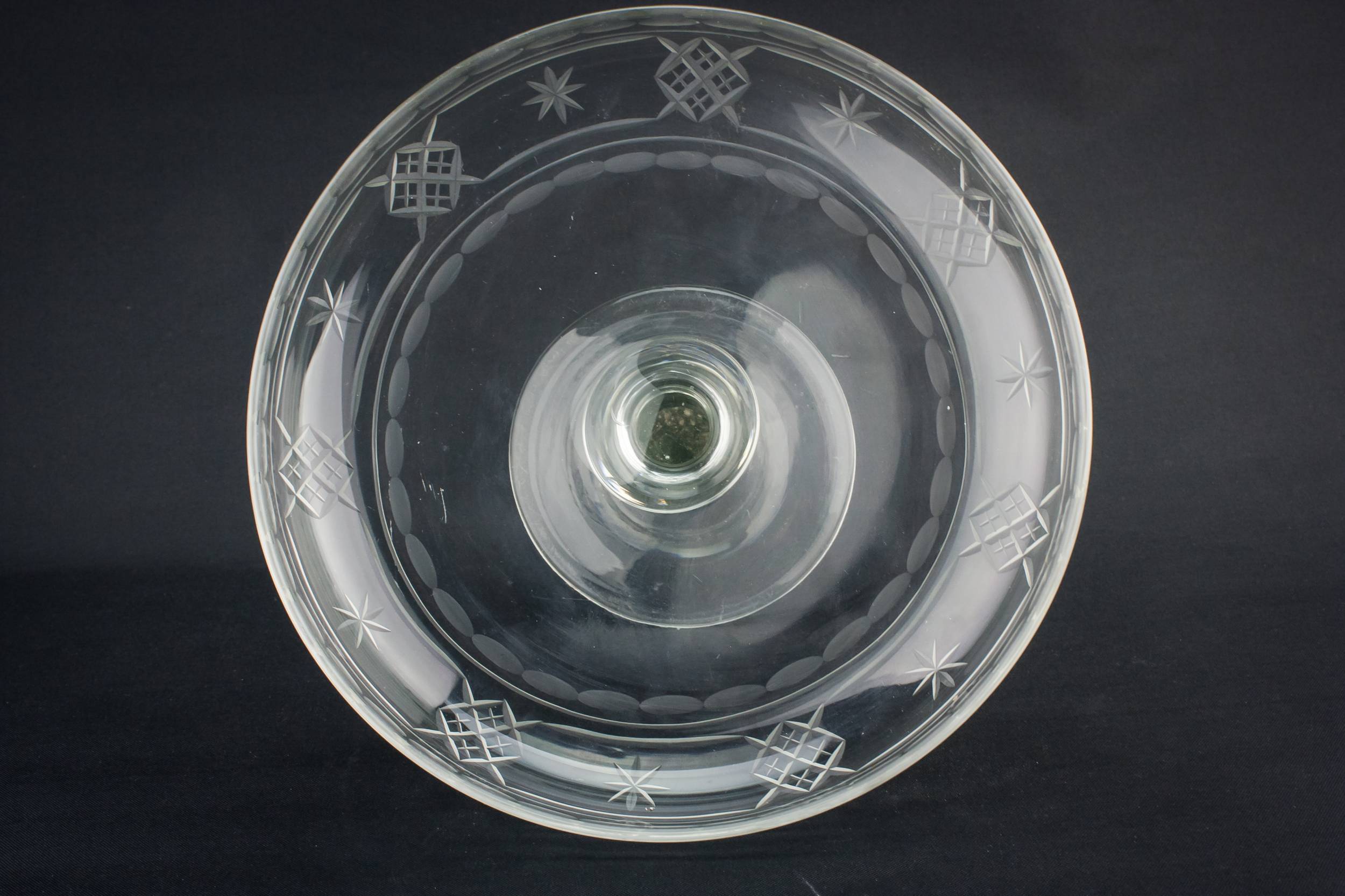 Art Deco Cut — Art Deco cut glass cake stand 1