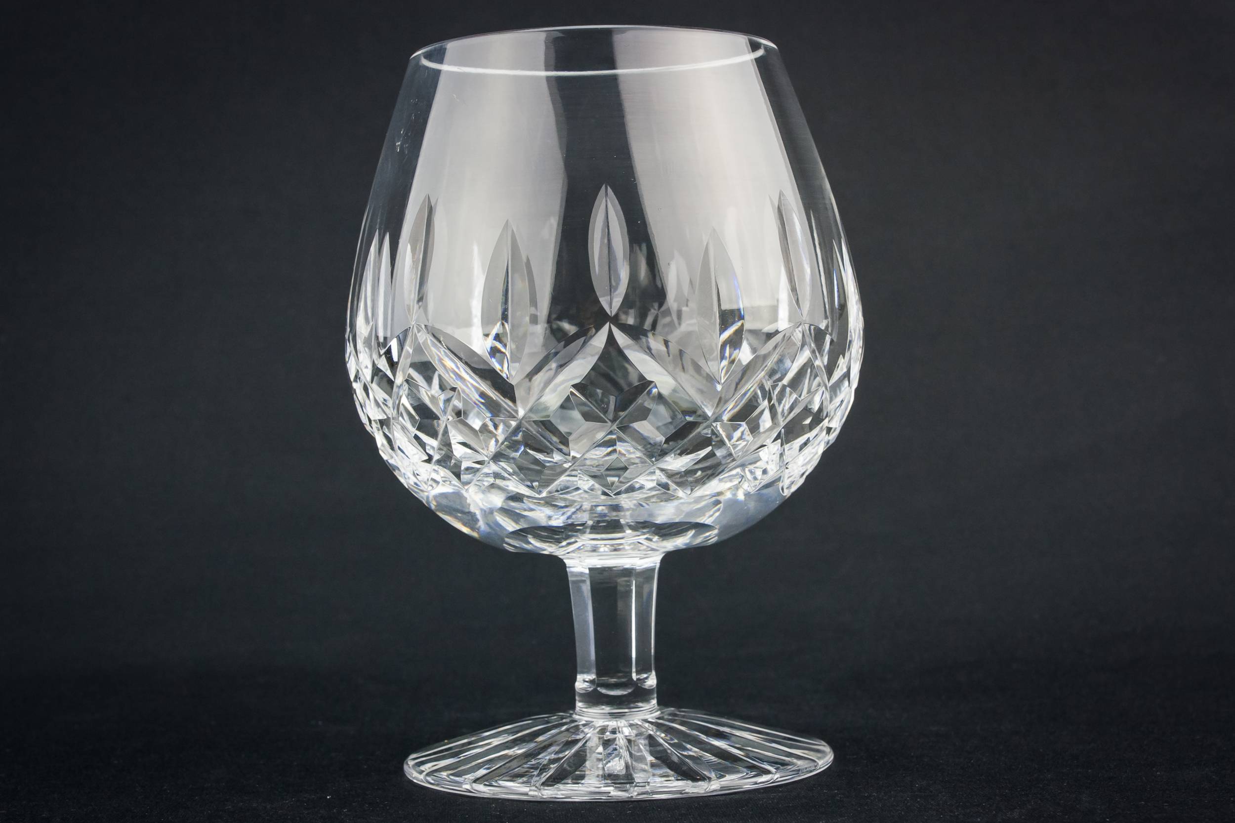 Cut Vintage Crosshatch — Crystal brandy glass 2