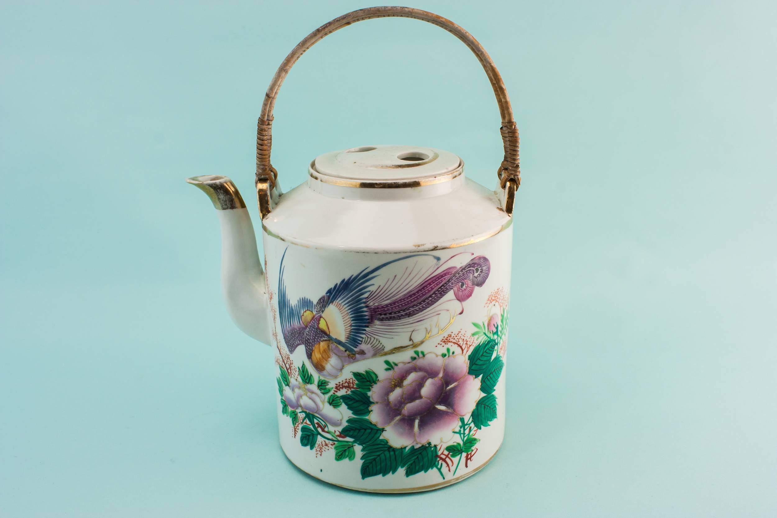 Retro Green Bird — Retro porcelain teapot