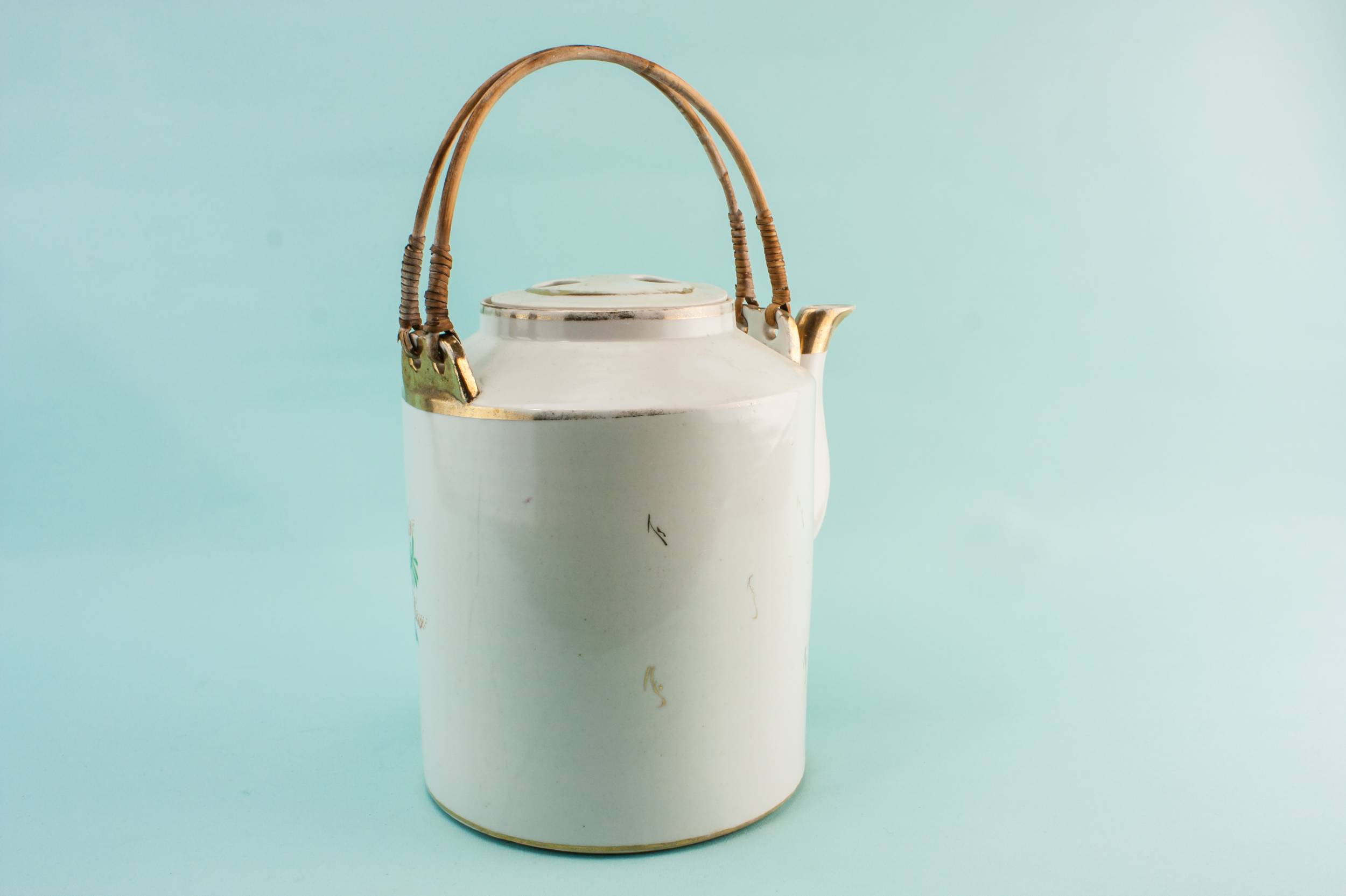 Retro Green Bird — Retro porcelain teapot 1