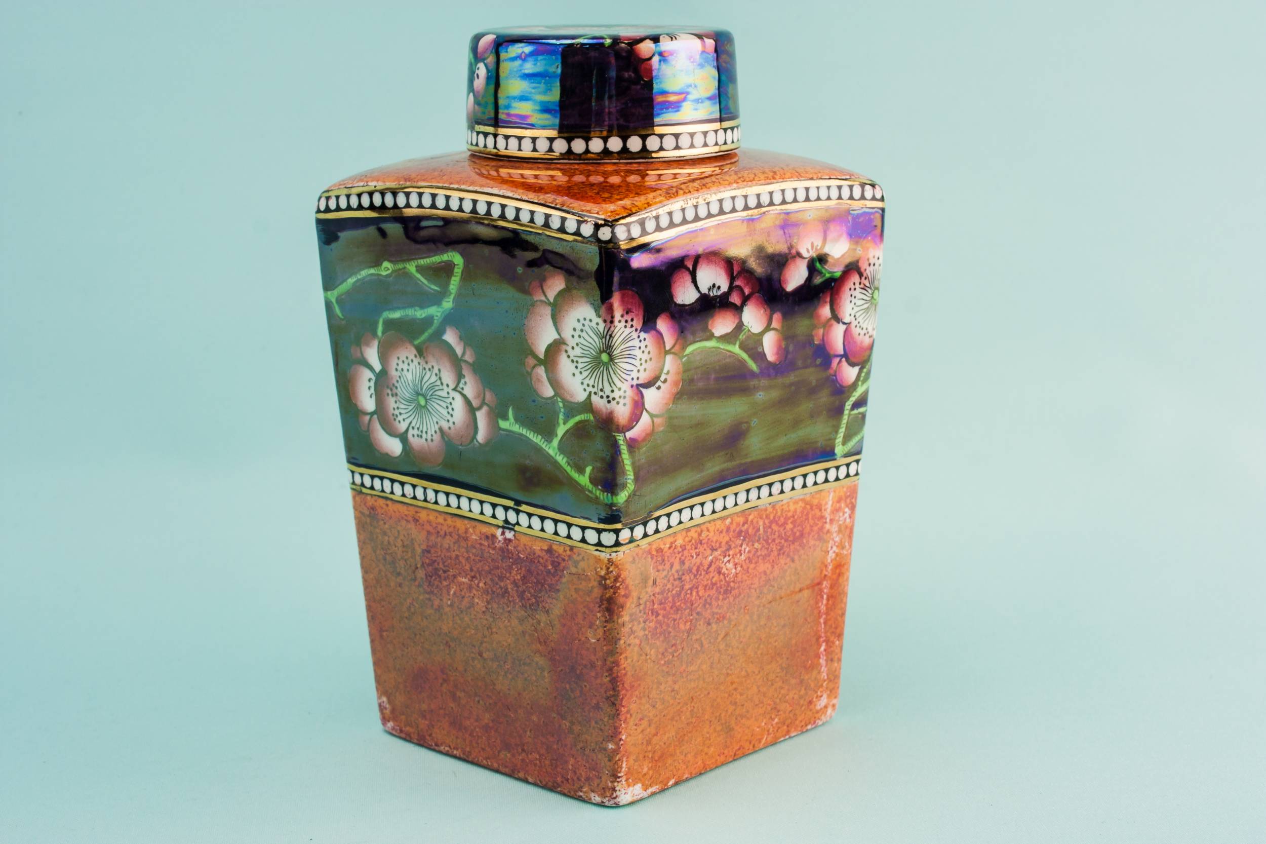 Colourful Pottery Maling — Art Deco storage jar 1