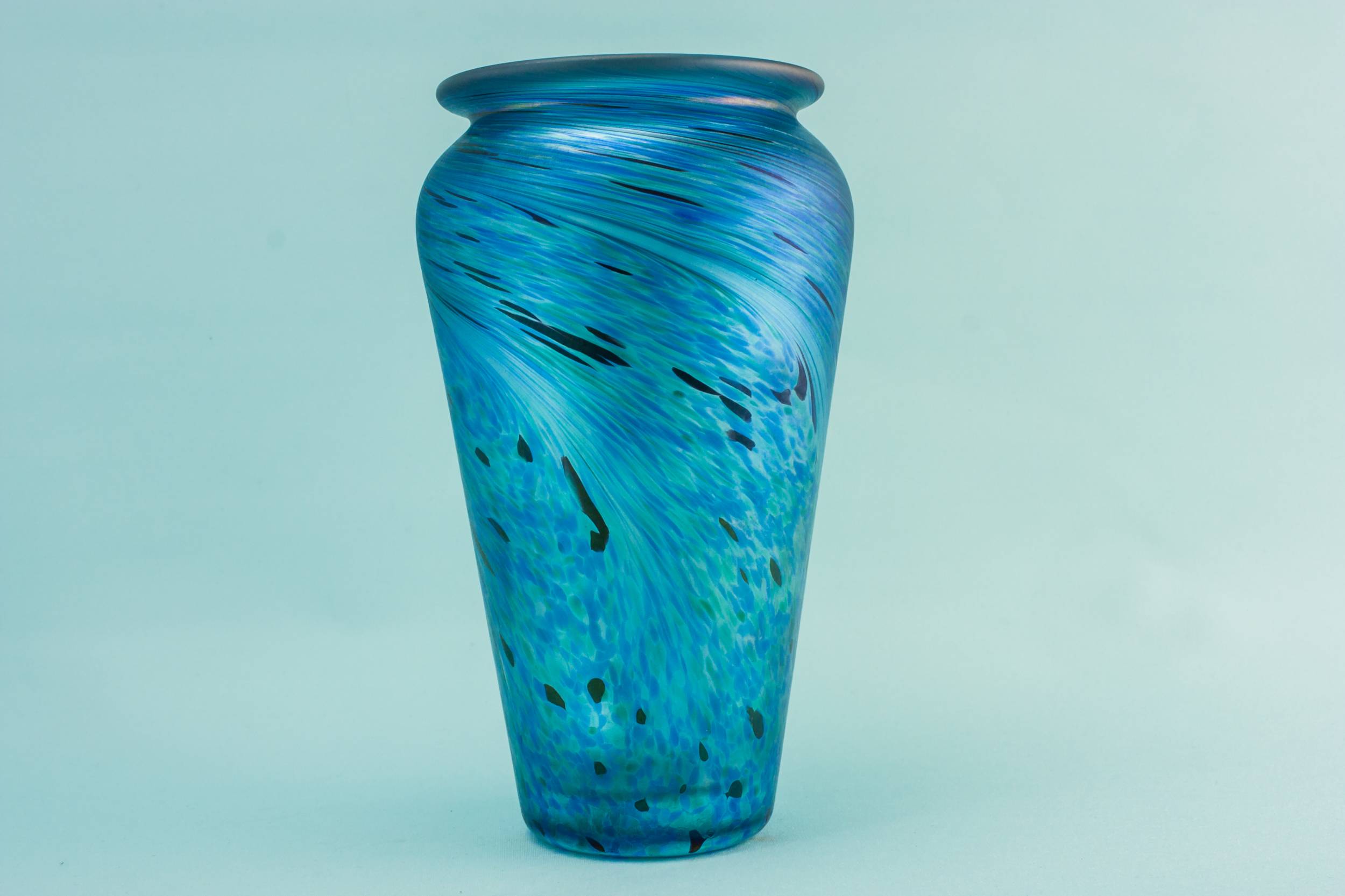 Crystal Vintage Medium — Modernist glass vase 2