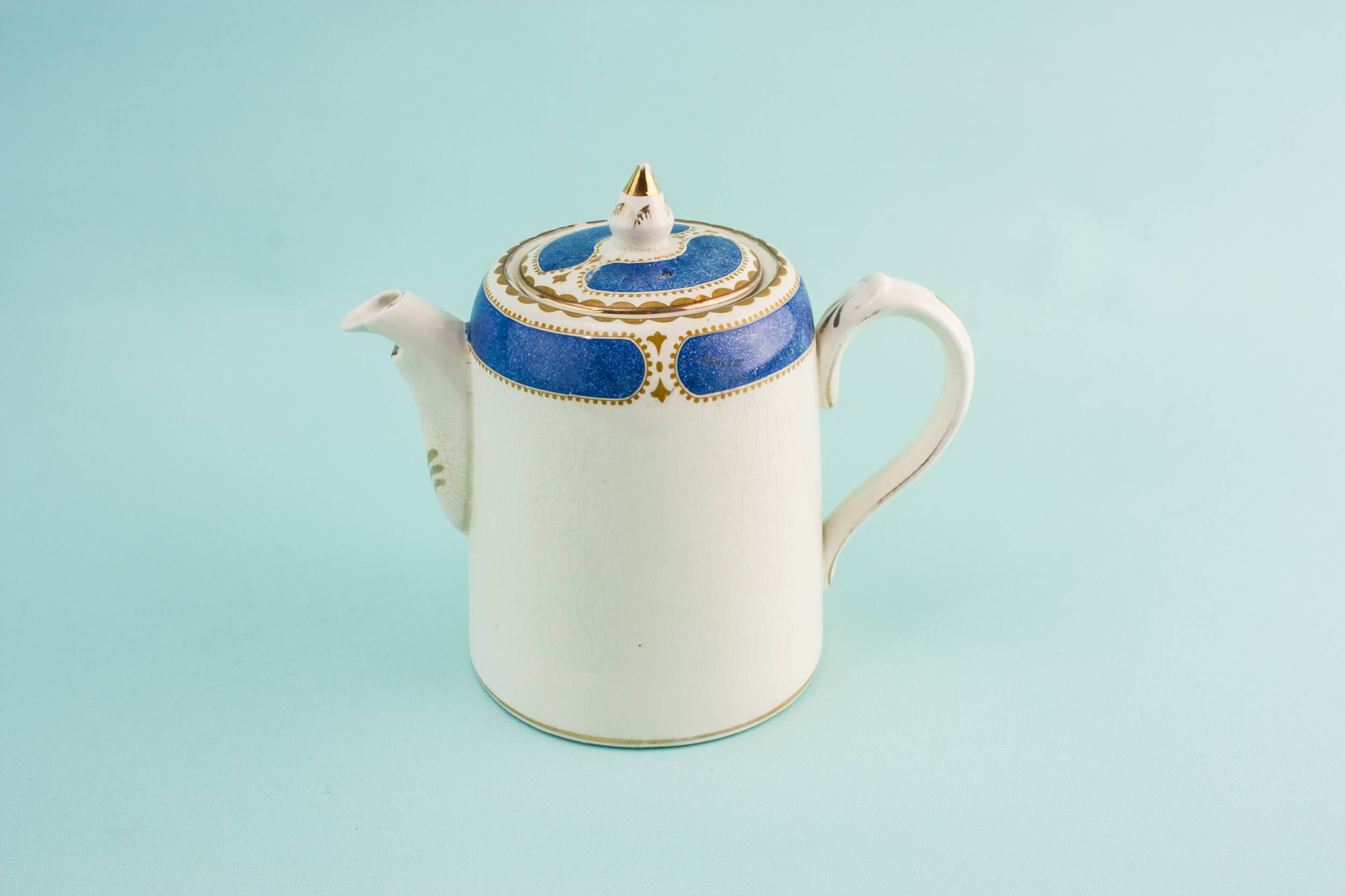 Art Deco Vintage — Art Deco pottery coffee pot