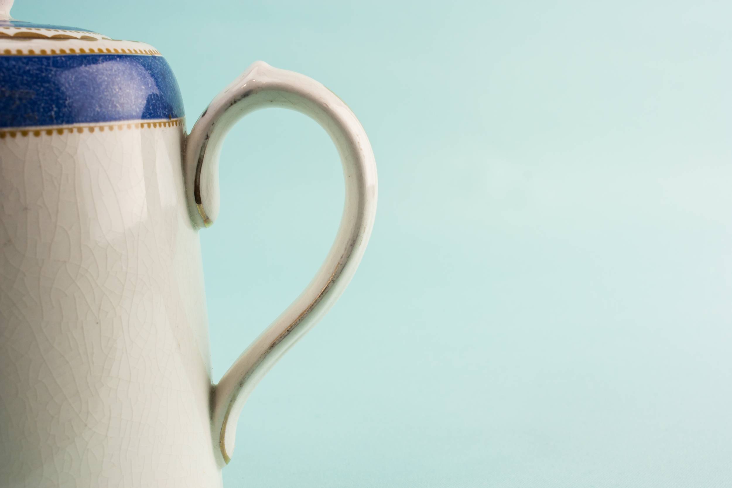 Art Deco Vintage — Art Deco pottery coffee pot 3