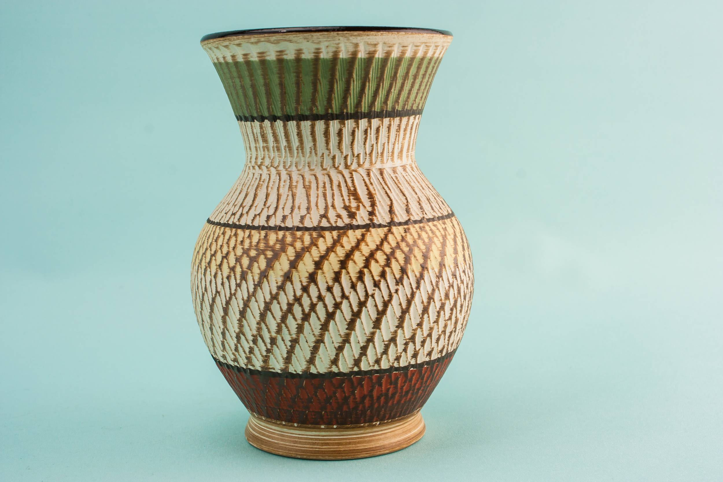 Beautiful Vintage Globular — Modernist pottery vase 1