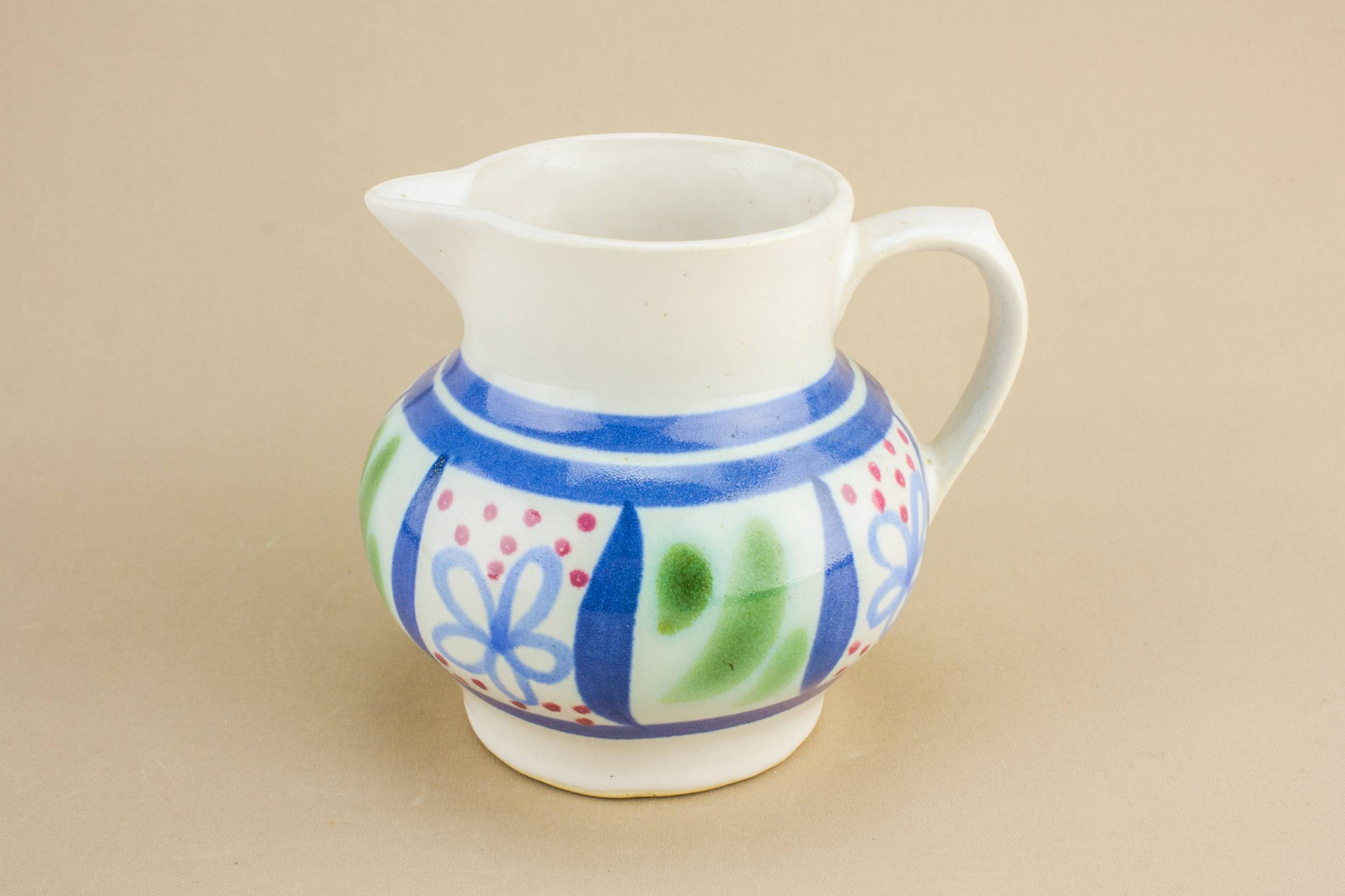 Modernist Vintage Juice — Small water jug