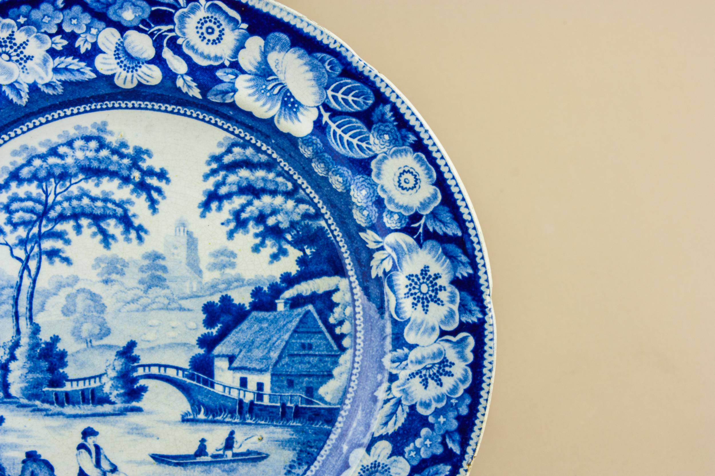 Large Beautiful Serving — Victorian pottery serving dish 1